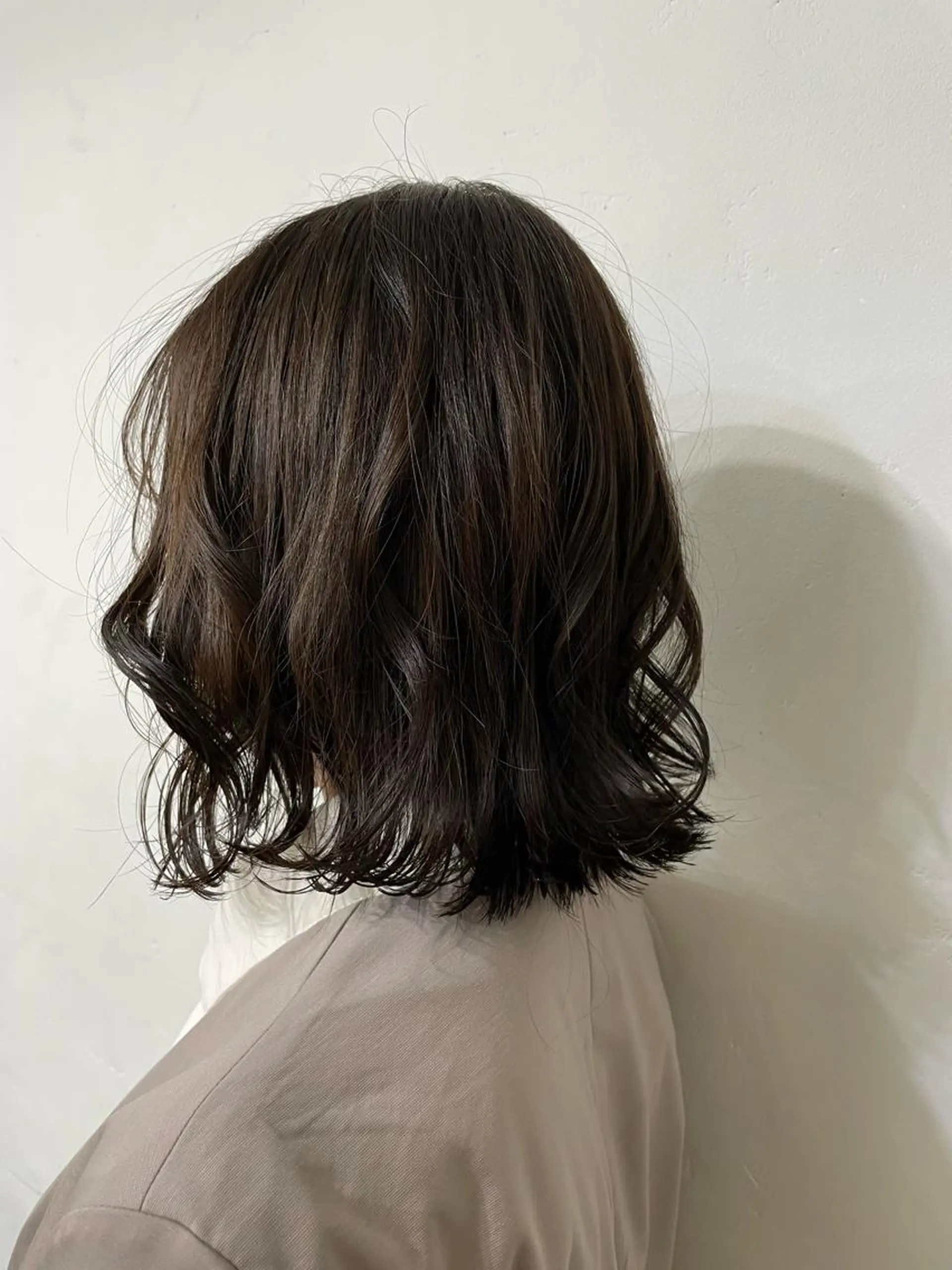 ミディアム ボブ 外ハネヘア ✨透明感カラー🌱 上村　舜のヘアスタイル