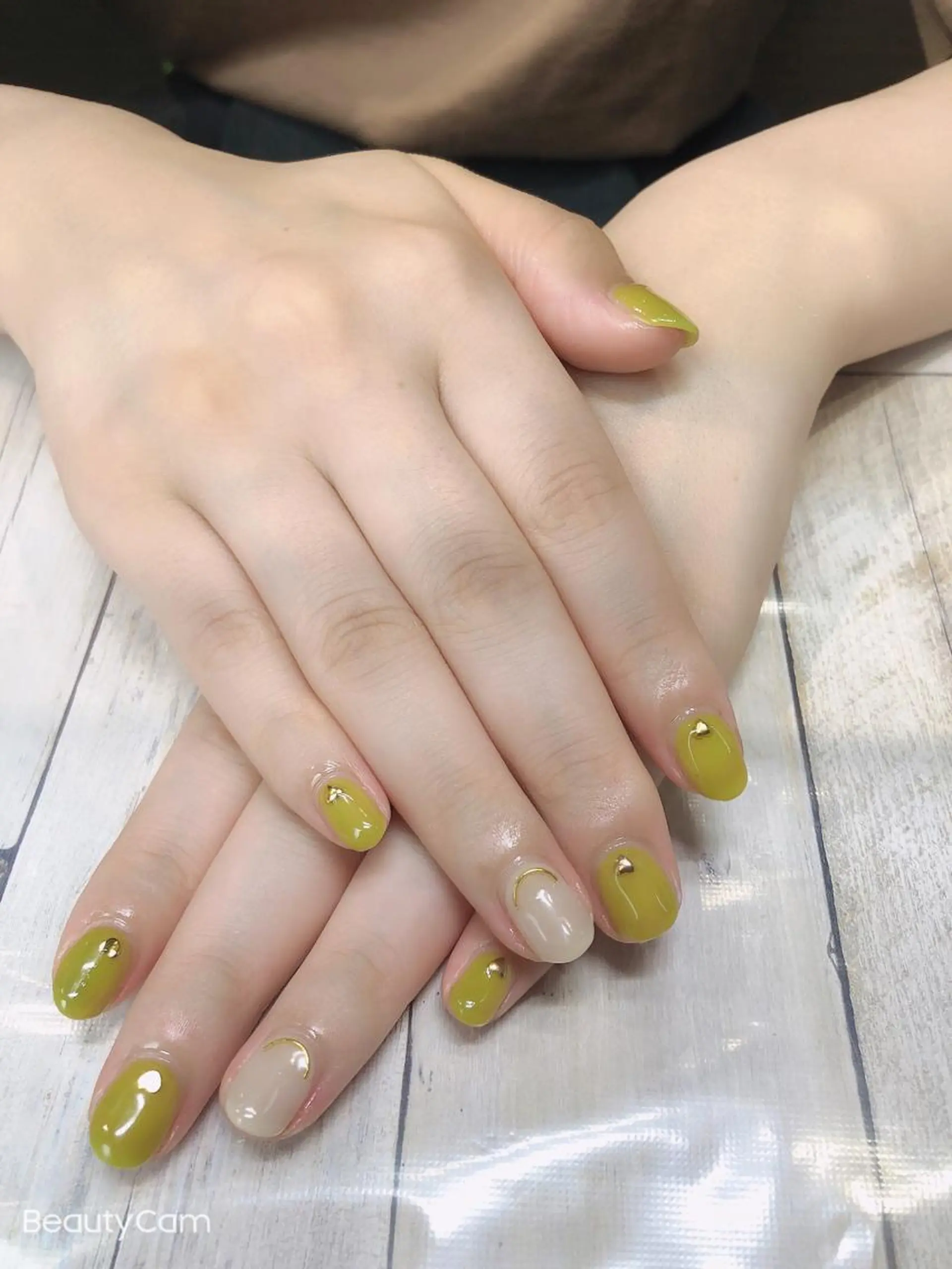 ネイル シンプルネイル ✨アン ミユ✨のネイルデザイン