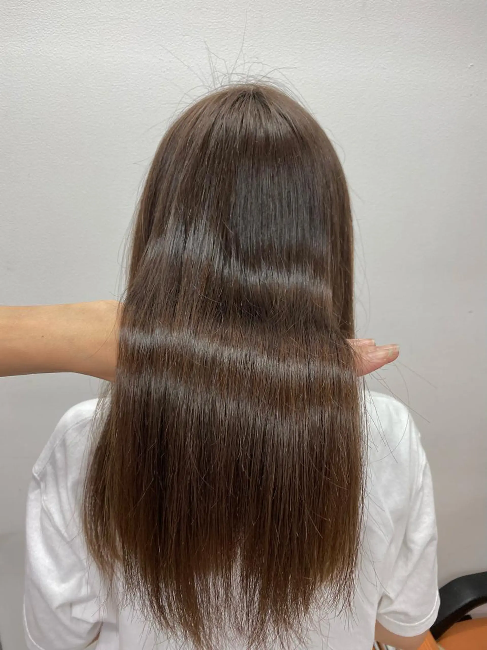 セミロング カット ヘアカラー トリートメント AKI💛 すみれのマツエク・マツパデザイン