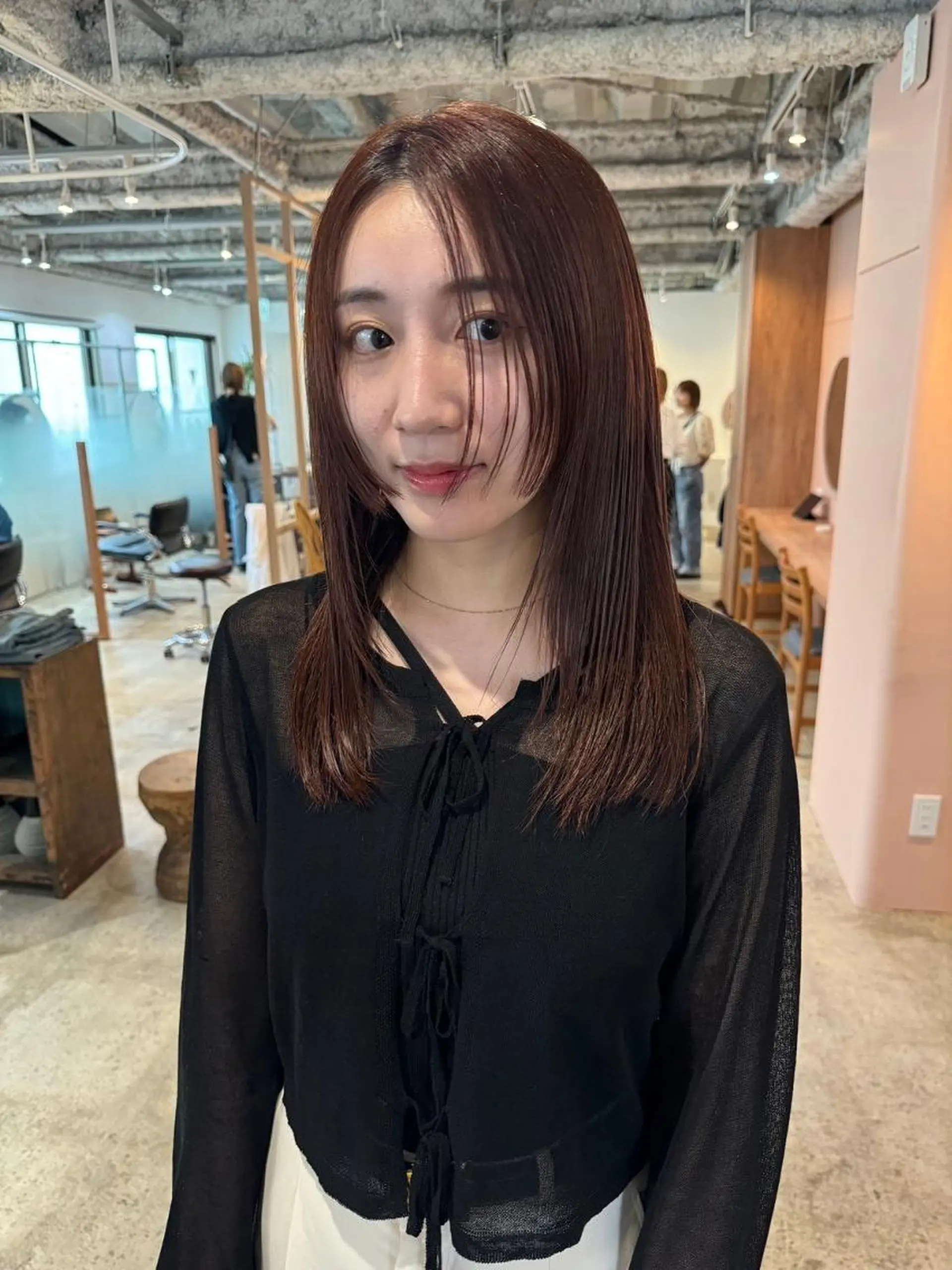 カラー パーマ ミディアム ショートボブ ミディアムパーマ アディクシーカラー ブリーチ ケアブリーチ カット ヘアカラー トリートメント CEINE＋ officialのヘアスタイル