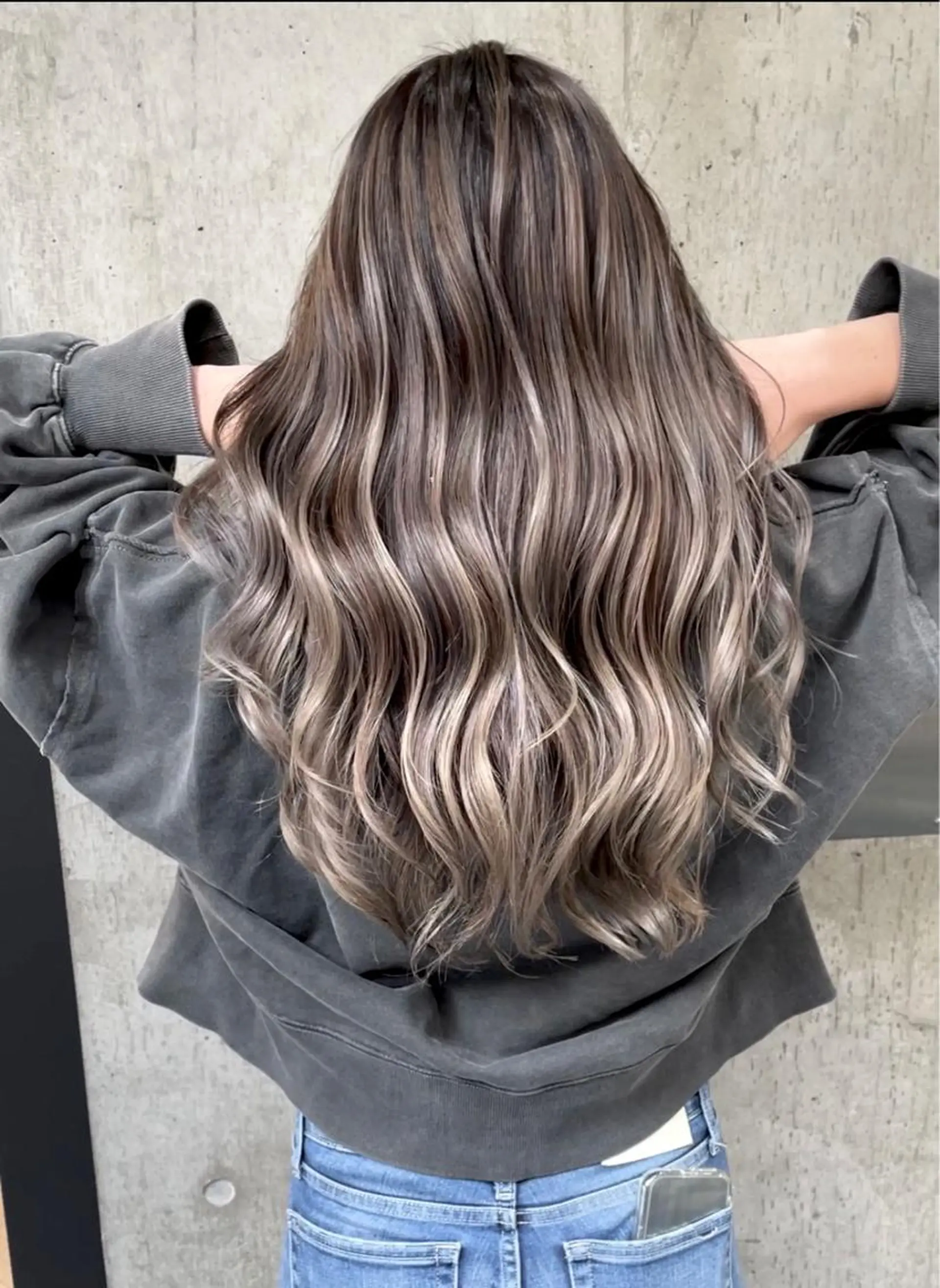 ロング カラー バレイヤージュ レイヤーカット ヘアカラー タナカ タクヤのヘアスタイル