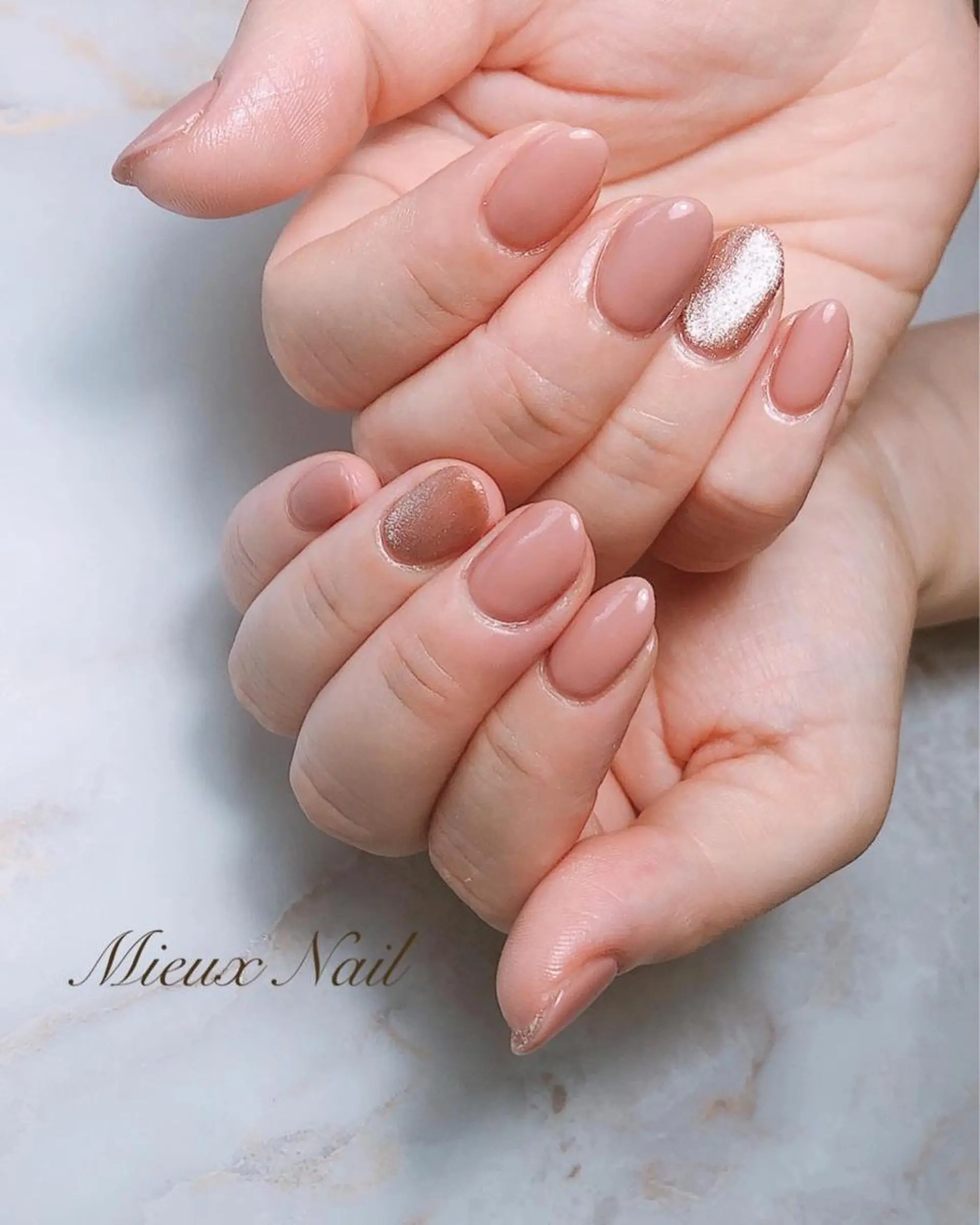 ネイル マグネットネイル オフィスネイル ワンカラーネイル ピンク 市川 麻衣子のネイルデザイン