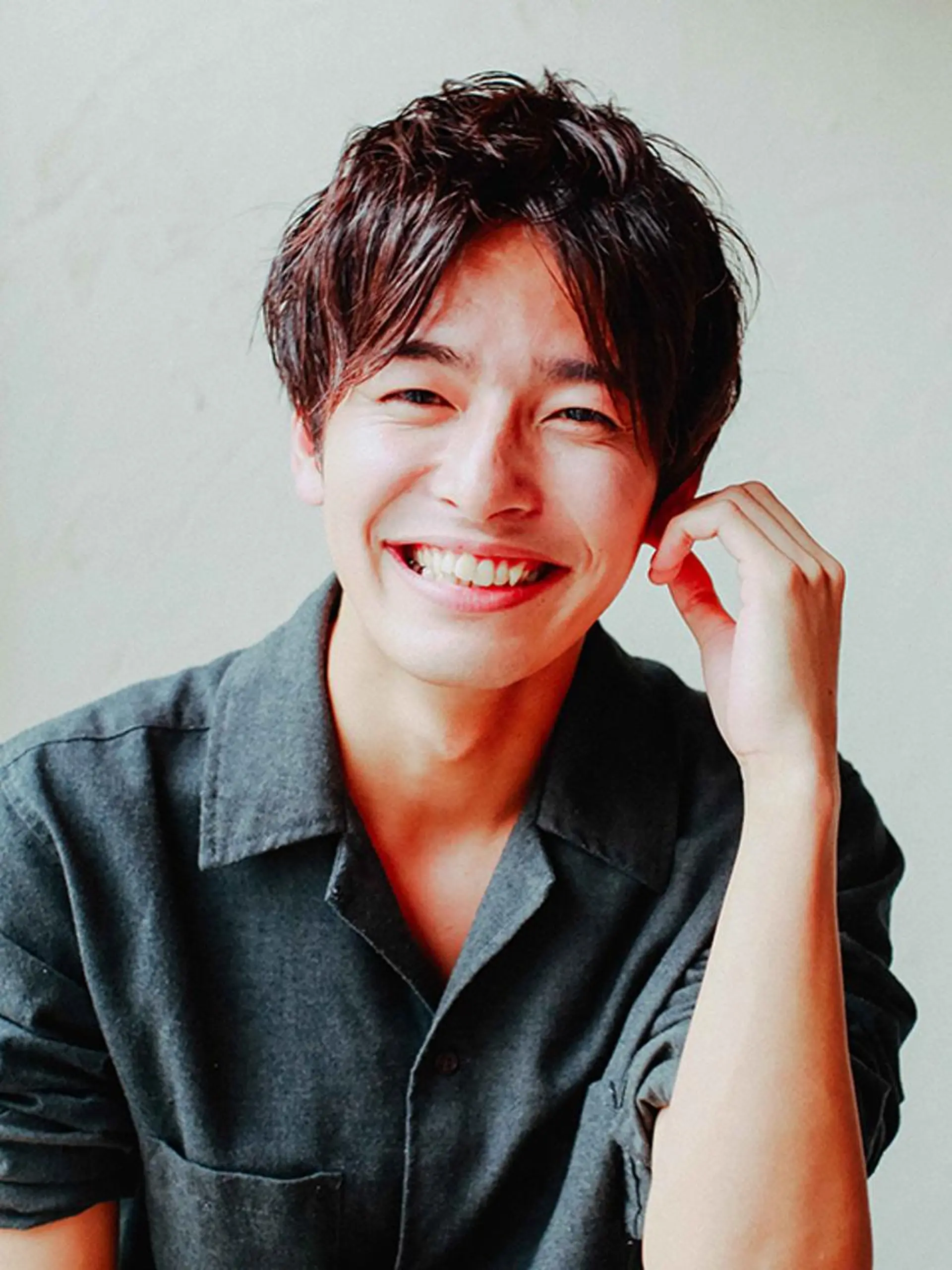 ミディアム カラー パーマ メンズ 似合わせ💖トレンド ✨TAKAMI😊のヘアスタイル