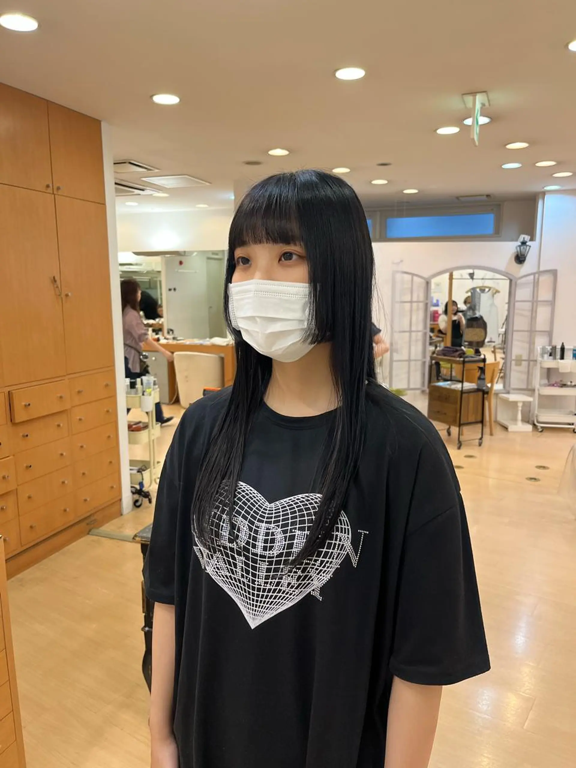 セミロング カラー 黒髪 ブルーカラー ハイトーンカラー パープルカラー 姫カット 💠つたふうか/ 韓国/メンズヘア💠のヘアスタイル