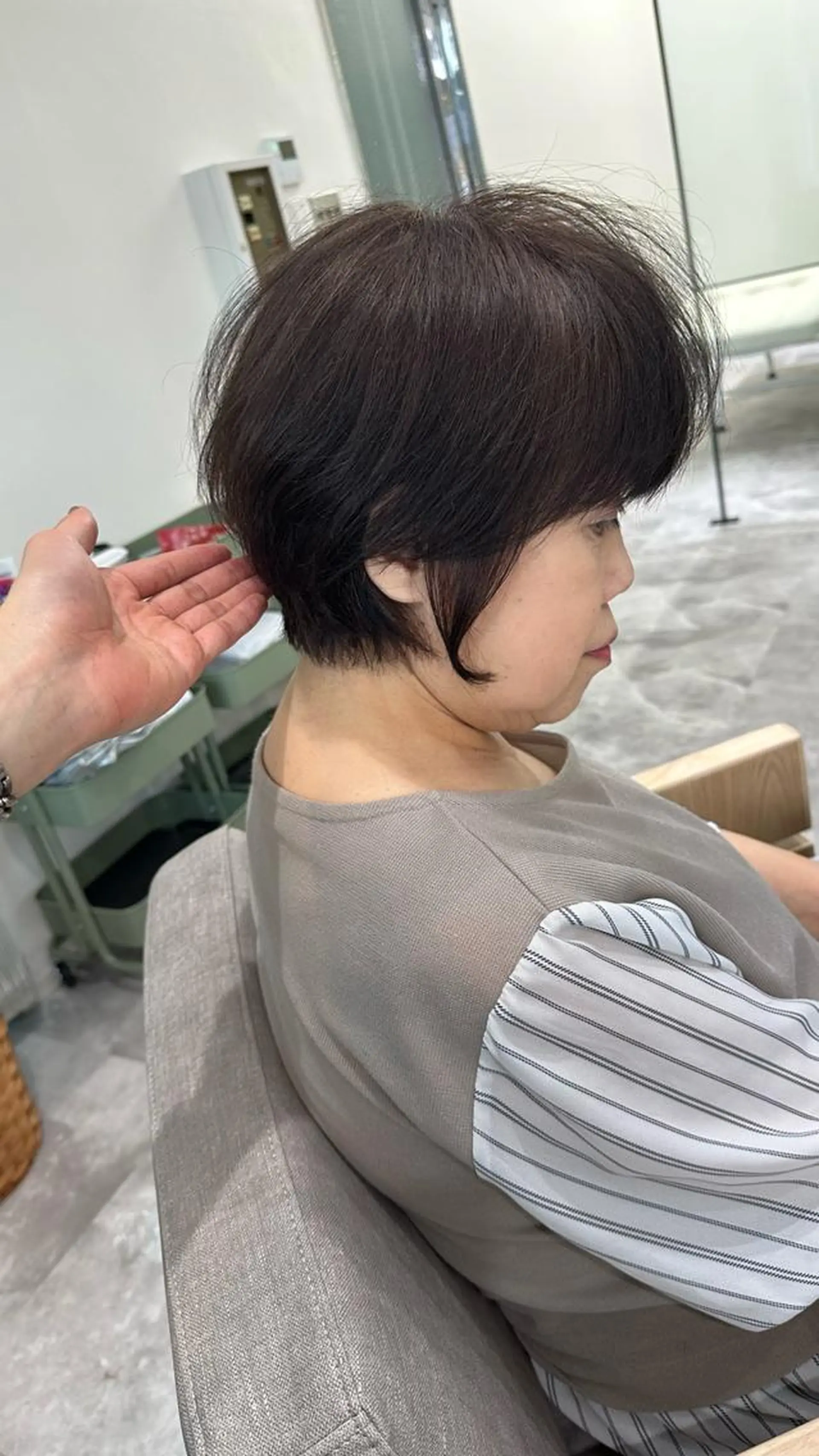 ショート カラー ショートボブ ブリーチ デザインカラー ダブルカラー ハイライトカラー ヘアテラス エムナラテンのヘアスタイル