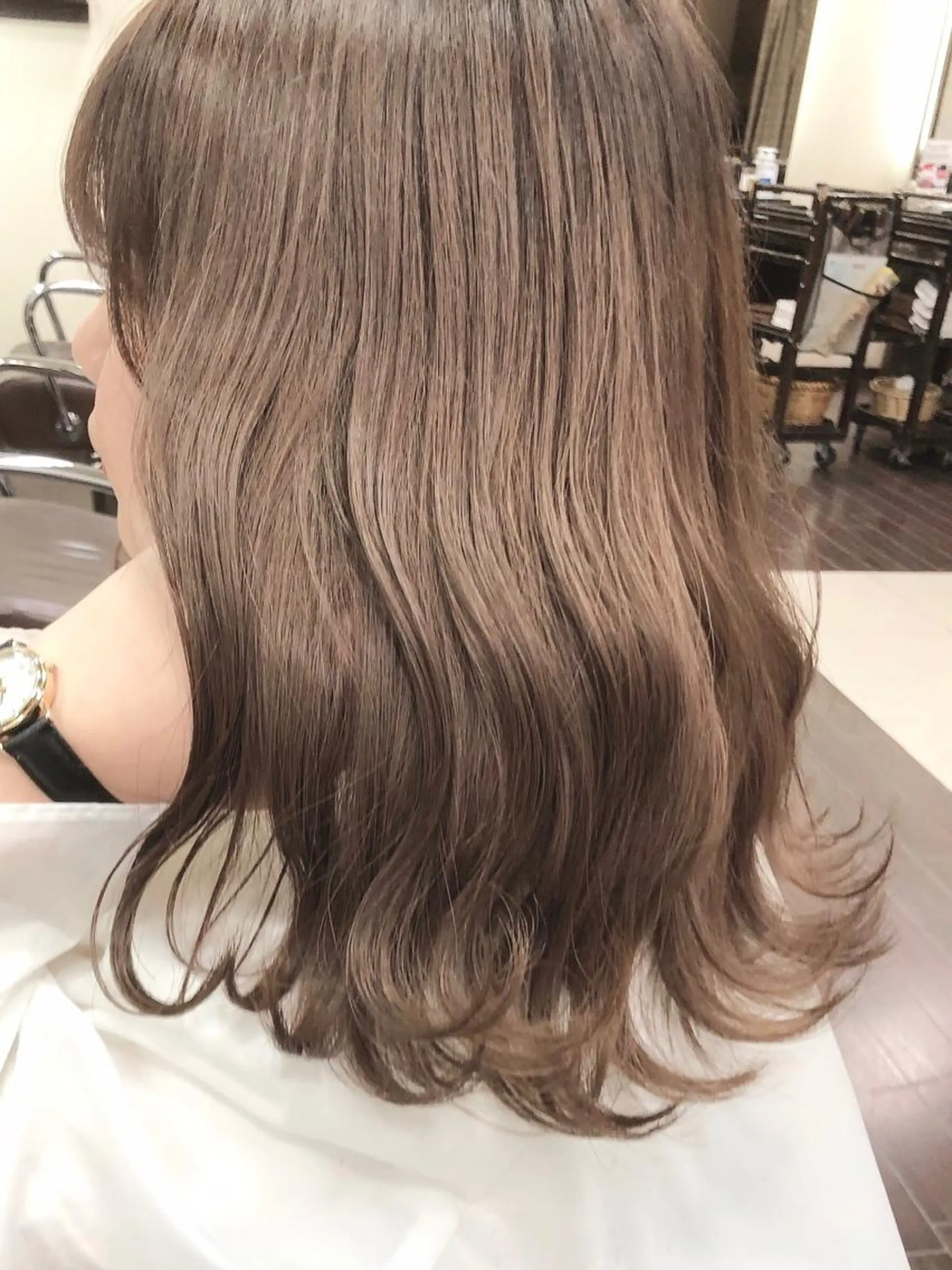 セミロング ヘアカラー 具志 正太のヘアスタイル