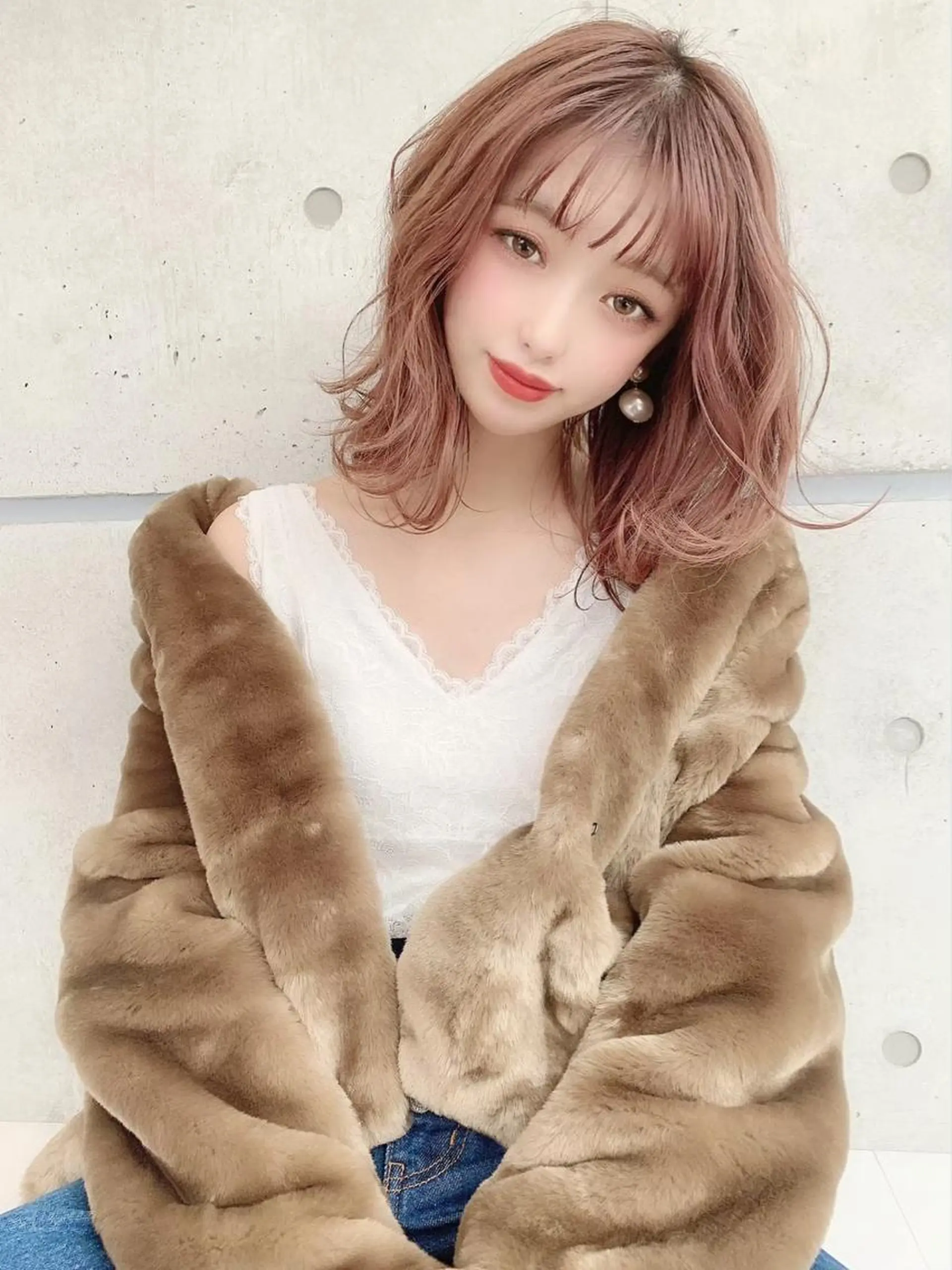 セミロング カラー ヘアアレンジ 🩰透明感カラー♡ UTA🩰のヘアスタイル