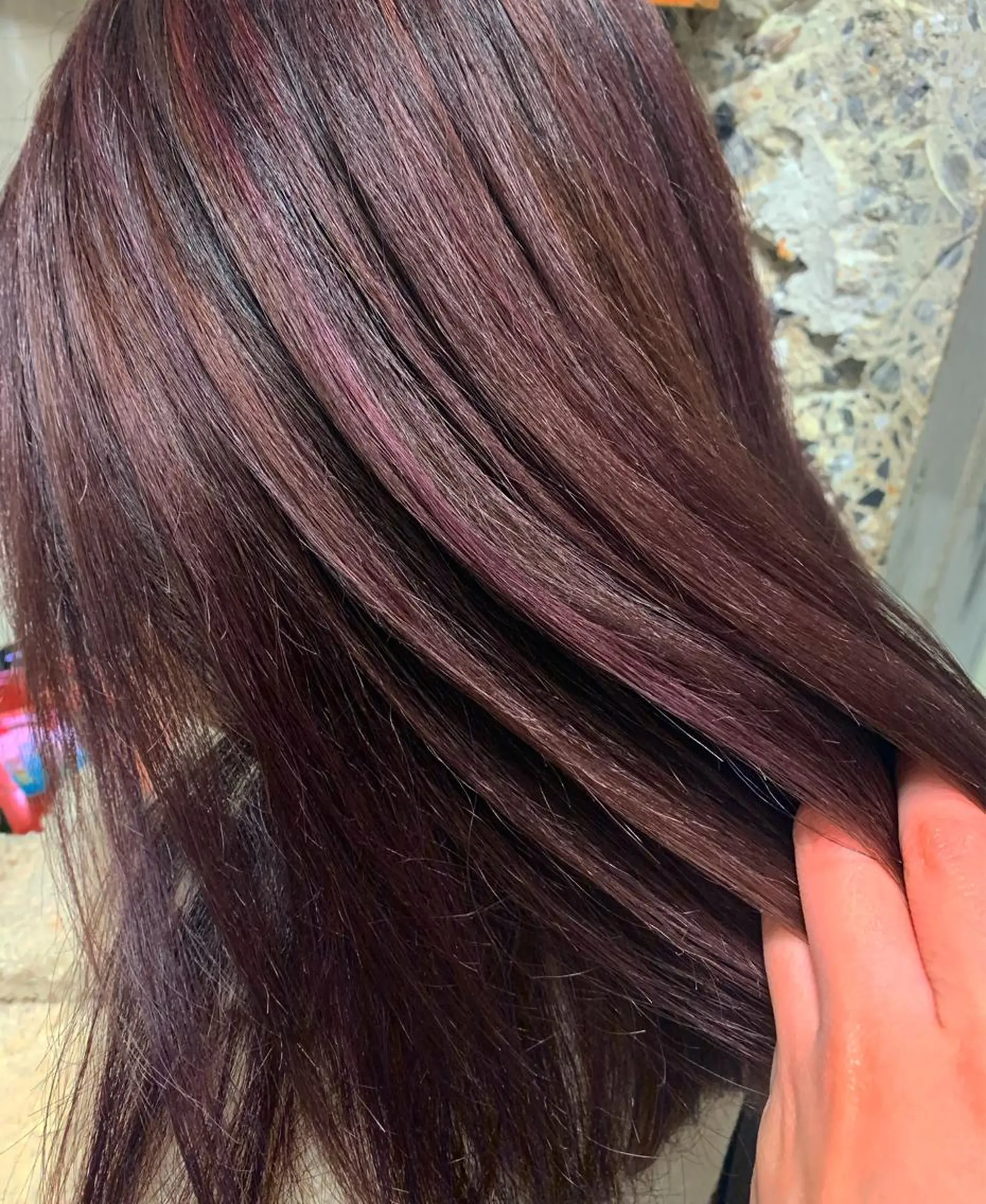 セミロング 心斎橋/海外レイヤー 募集中三好玲奈のヘアスタイル