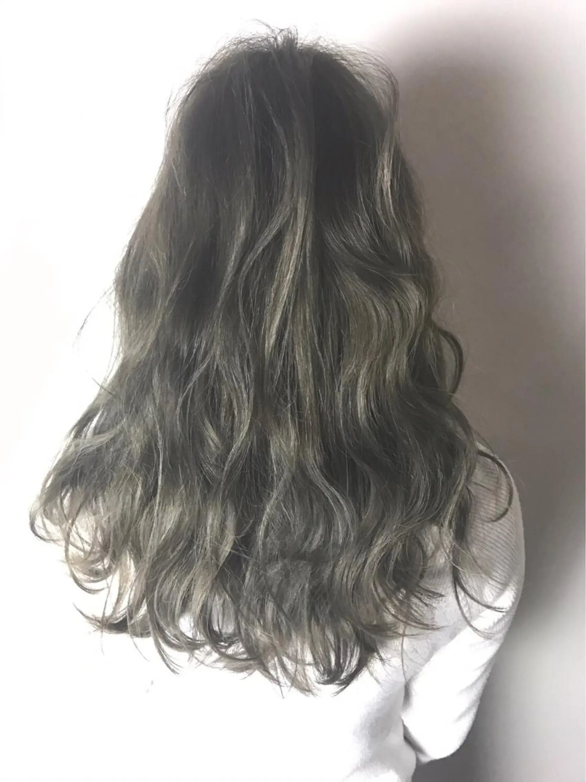 ロング カラー カット ヘアカラー トリートメント 🎊ルービック 京橋店💛のヘアスタイル