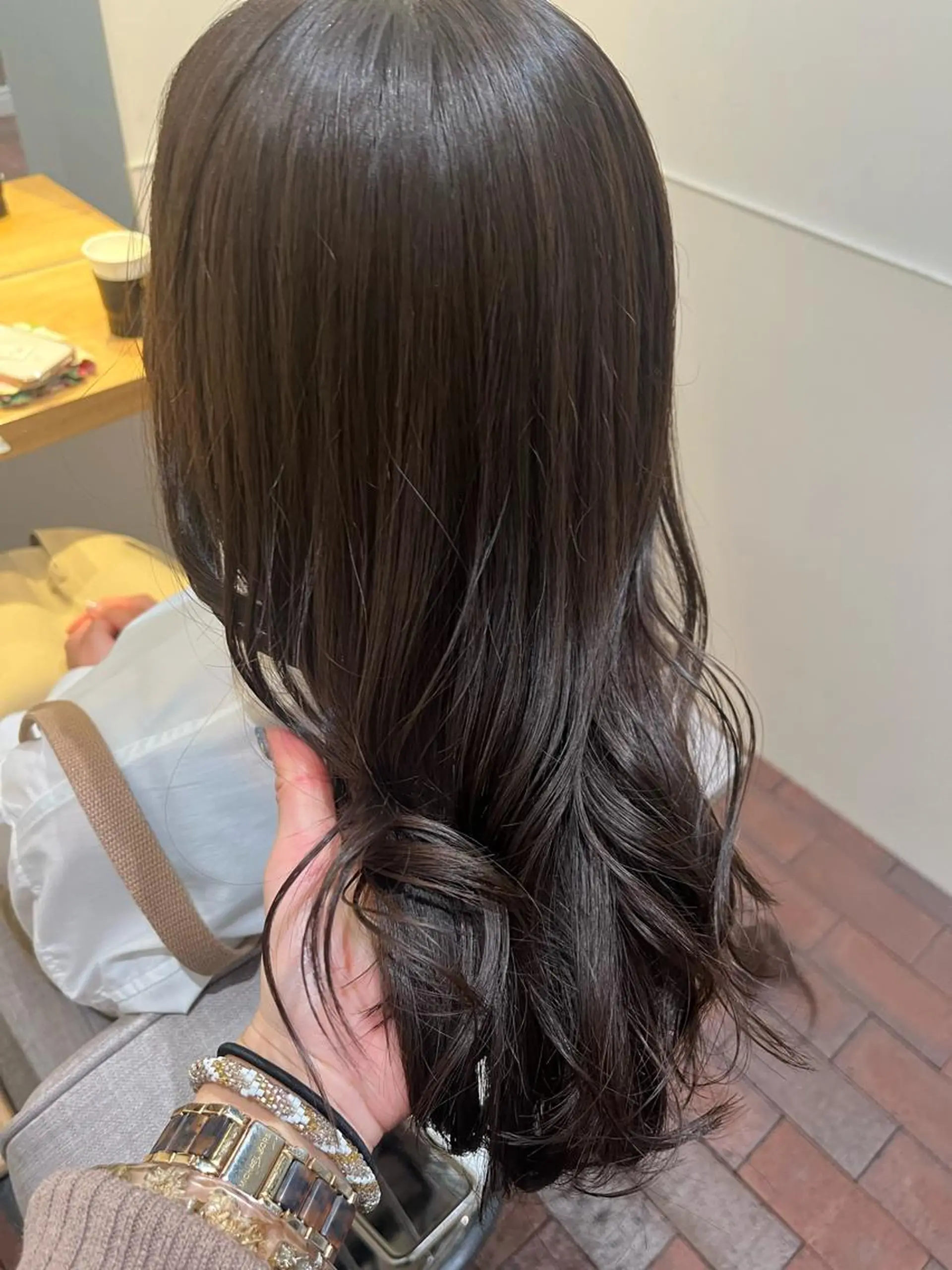 ミディアム アッシュ マンツーマン 縮毛矯正/マユコのヘアスタイル