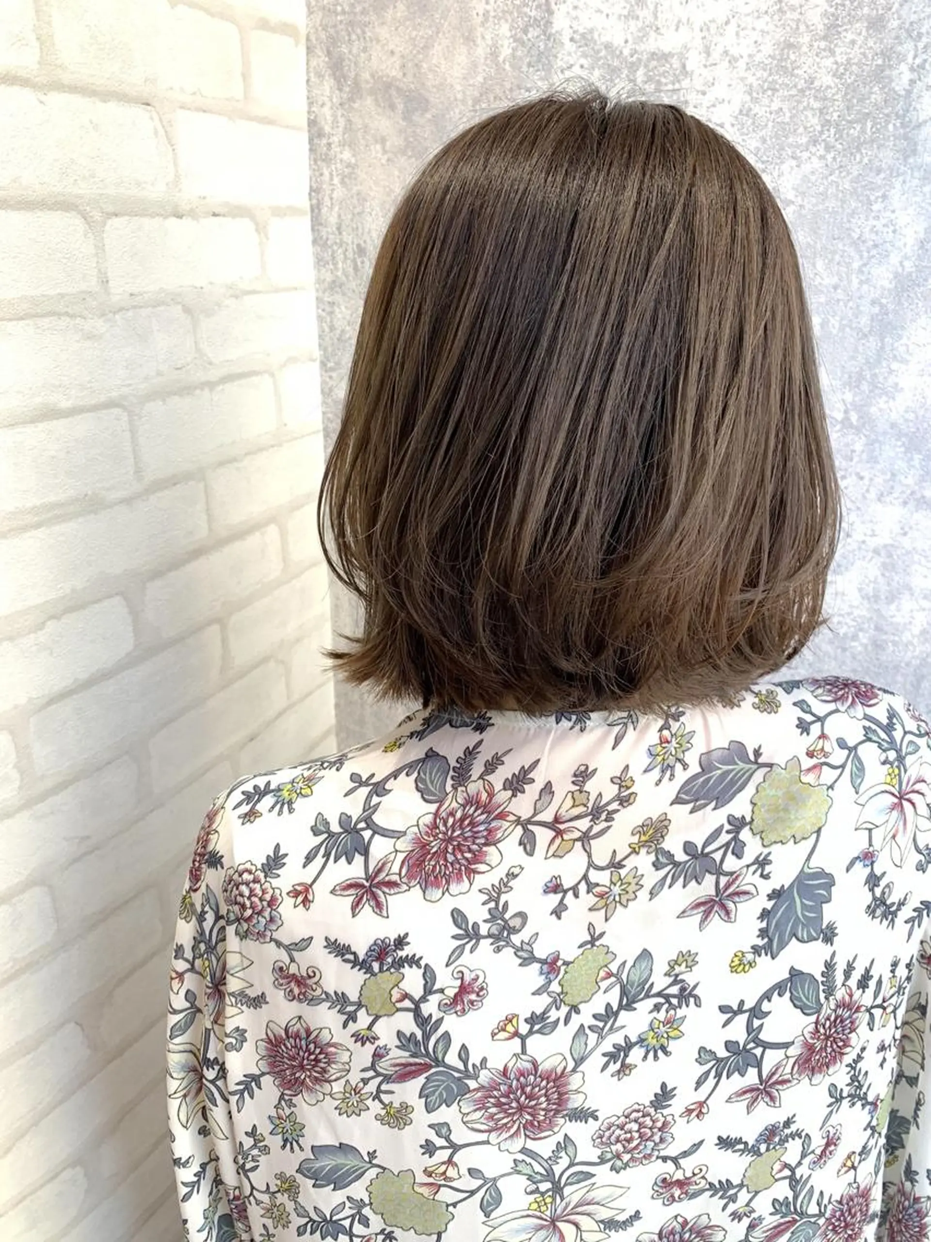 ミディアム カラー ボブレイヤー ミディアムパーマ アディクシーカラー アッシュ バレイヤージュ カット ヘアカラー トリートメント Zina福岡天神🪞 髪質改善🪞レイヤーのヘアスタイル