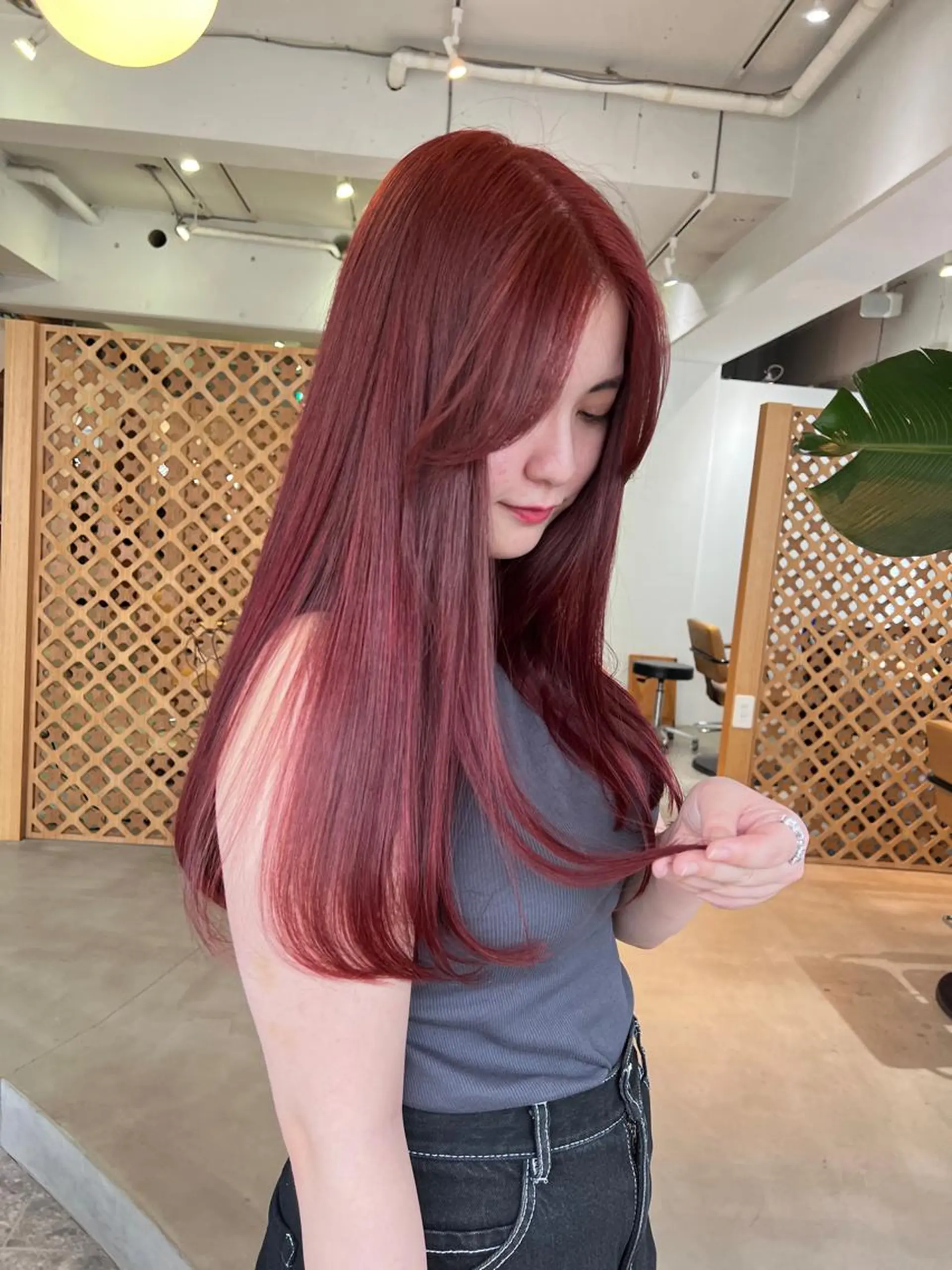 ロング カラー ブリーチ ブリーチなしカラー ヘアカラー 是非可愛くさせて ください🩷sakiのヘアスタイル