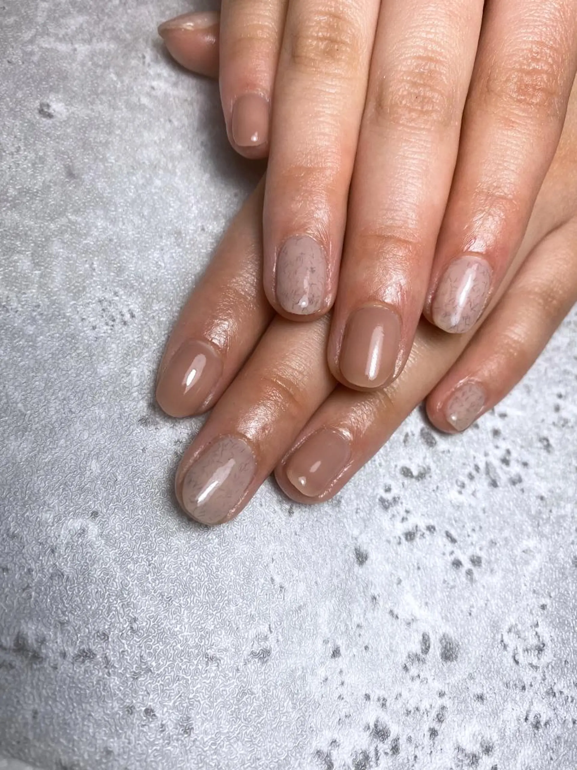 ネイル ワンカラーネイル ハンドネイル 🌿Charme🌿 MAIのネイルデザイン