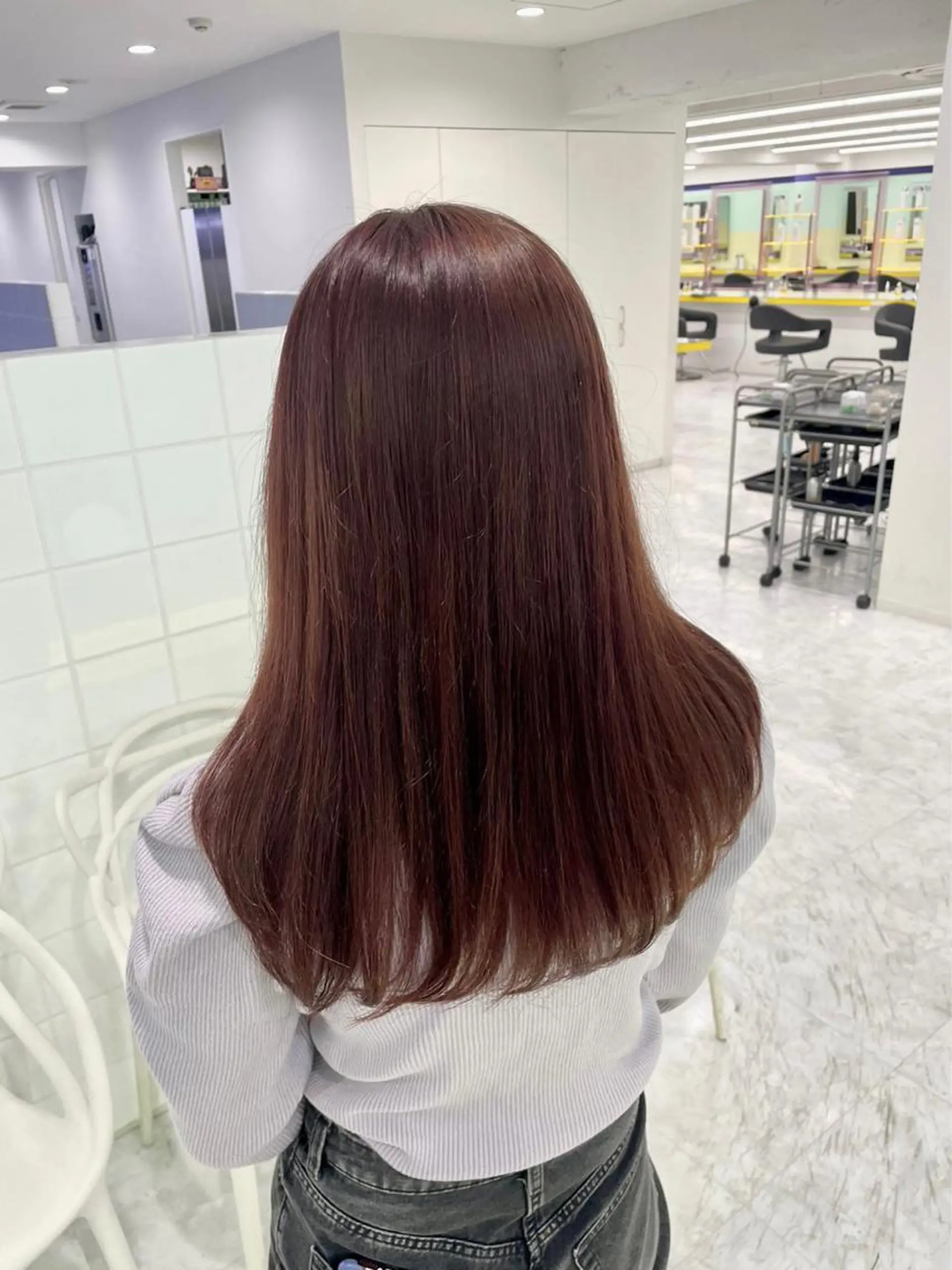 ロング 🍀yuria/ハイ トーン/ペールカラーのヘアスタイル