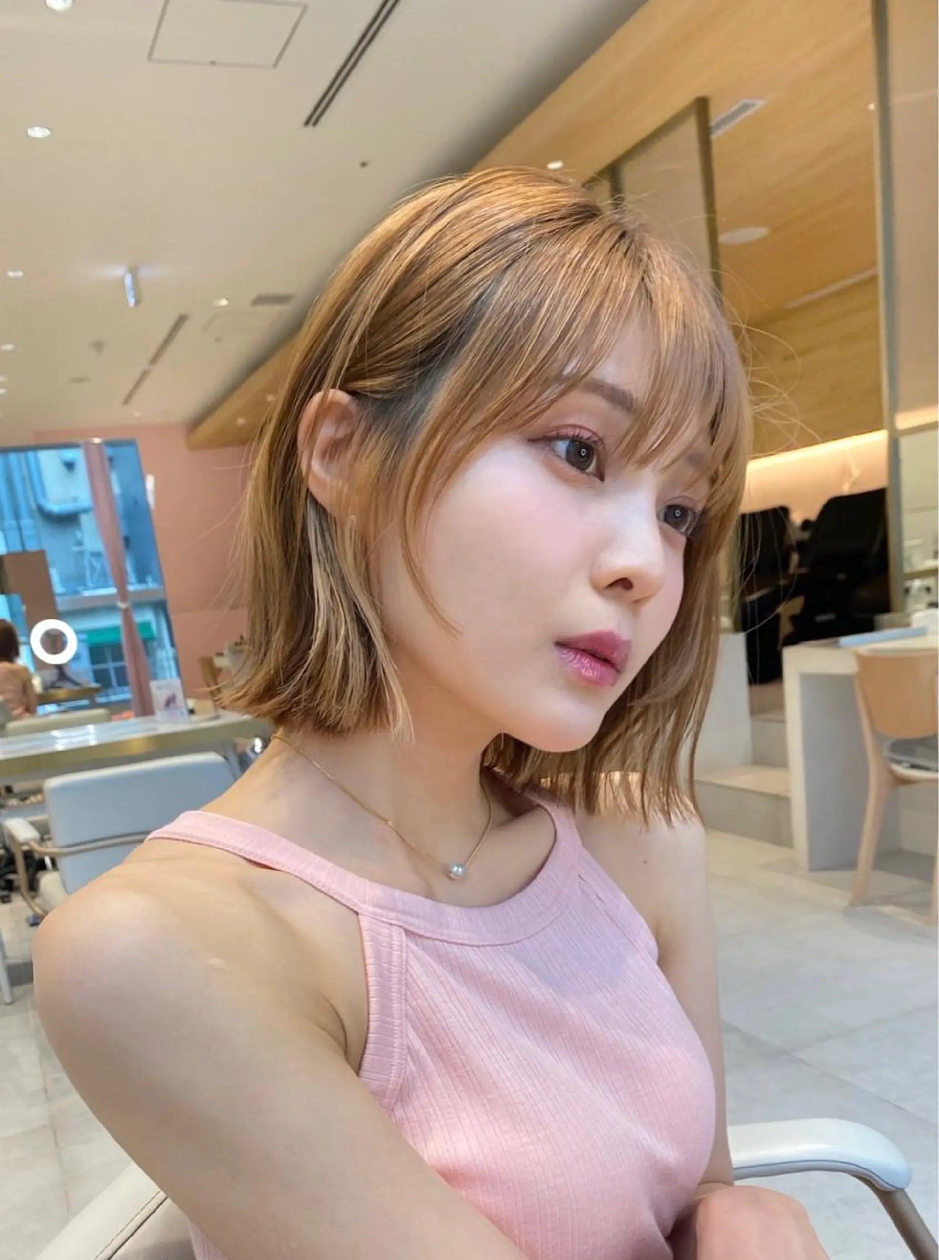 ミディアム カラー パーマ ヘアアレンジ ボブレイヤー アディクシーカラー 透明感カラー イルミナカラー ボブ カット ヘアカラー トリートメント ヘアセット 小野寺瑞希 /最小顔カットのヘアスタイル