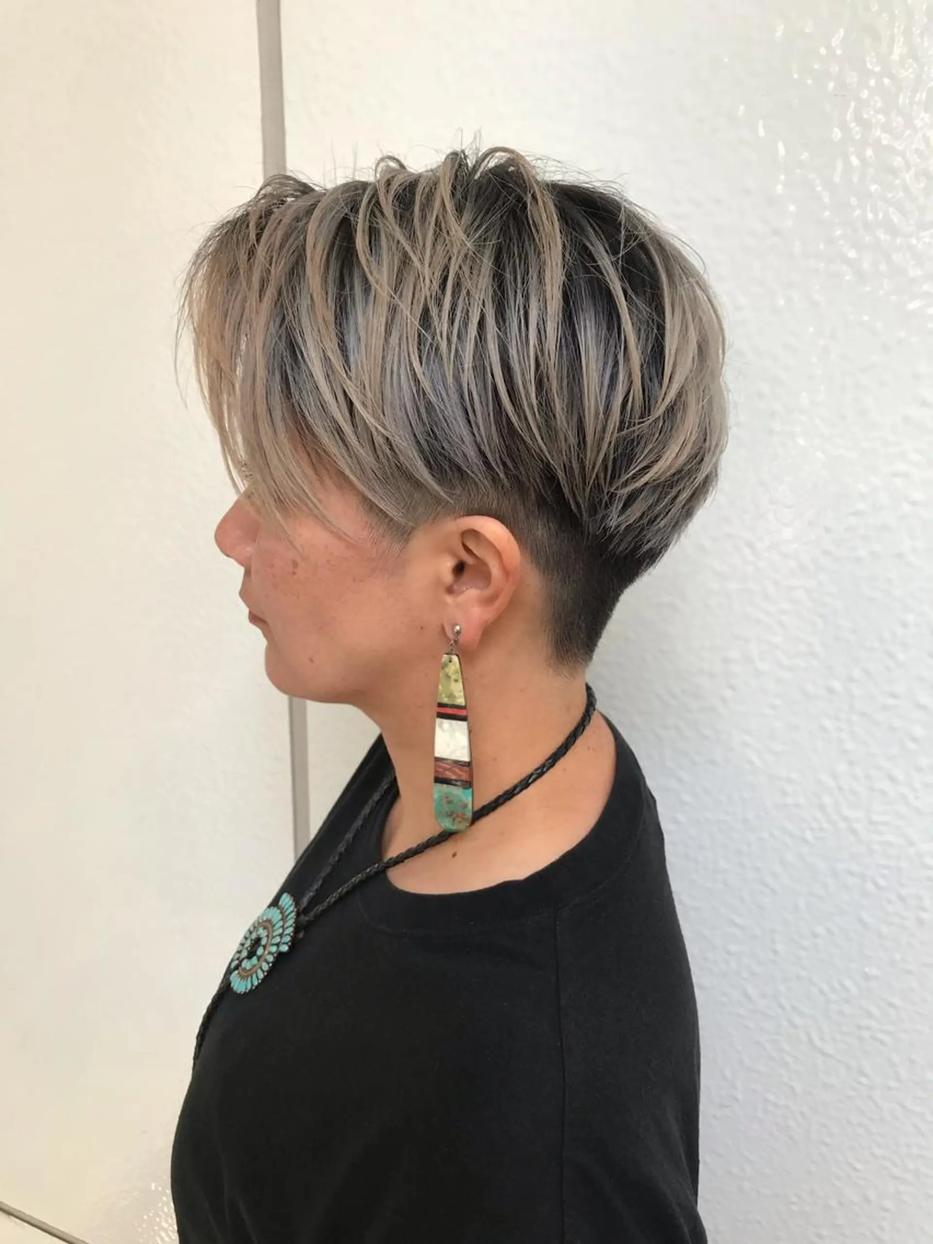 ショート カラー クロスパーマ松永裕久 似合わせカットのヘアスタイル