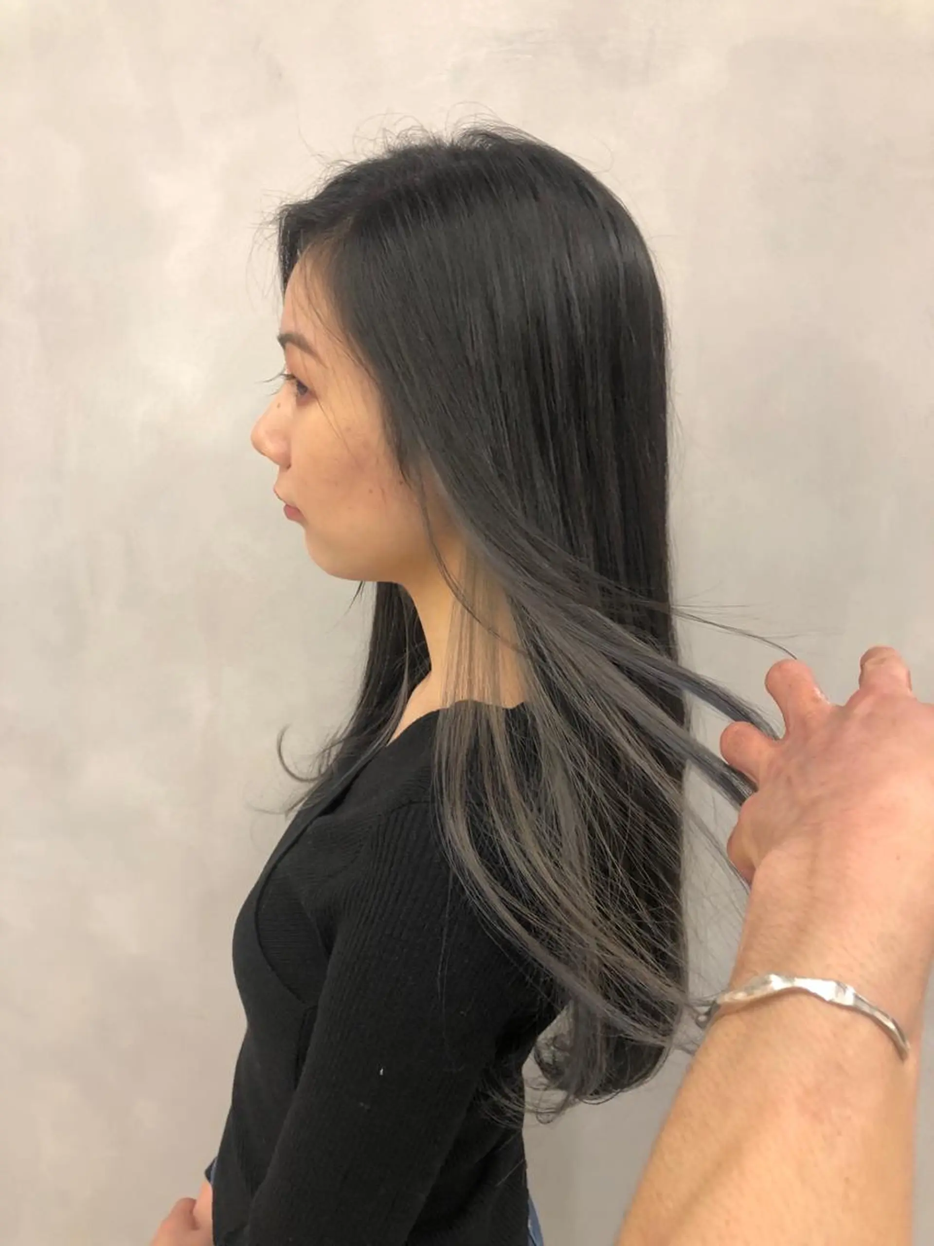 セミロング ヘアカラー 🌸ハイトーン 新田　廉 🌸のヘアスタイル