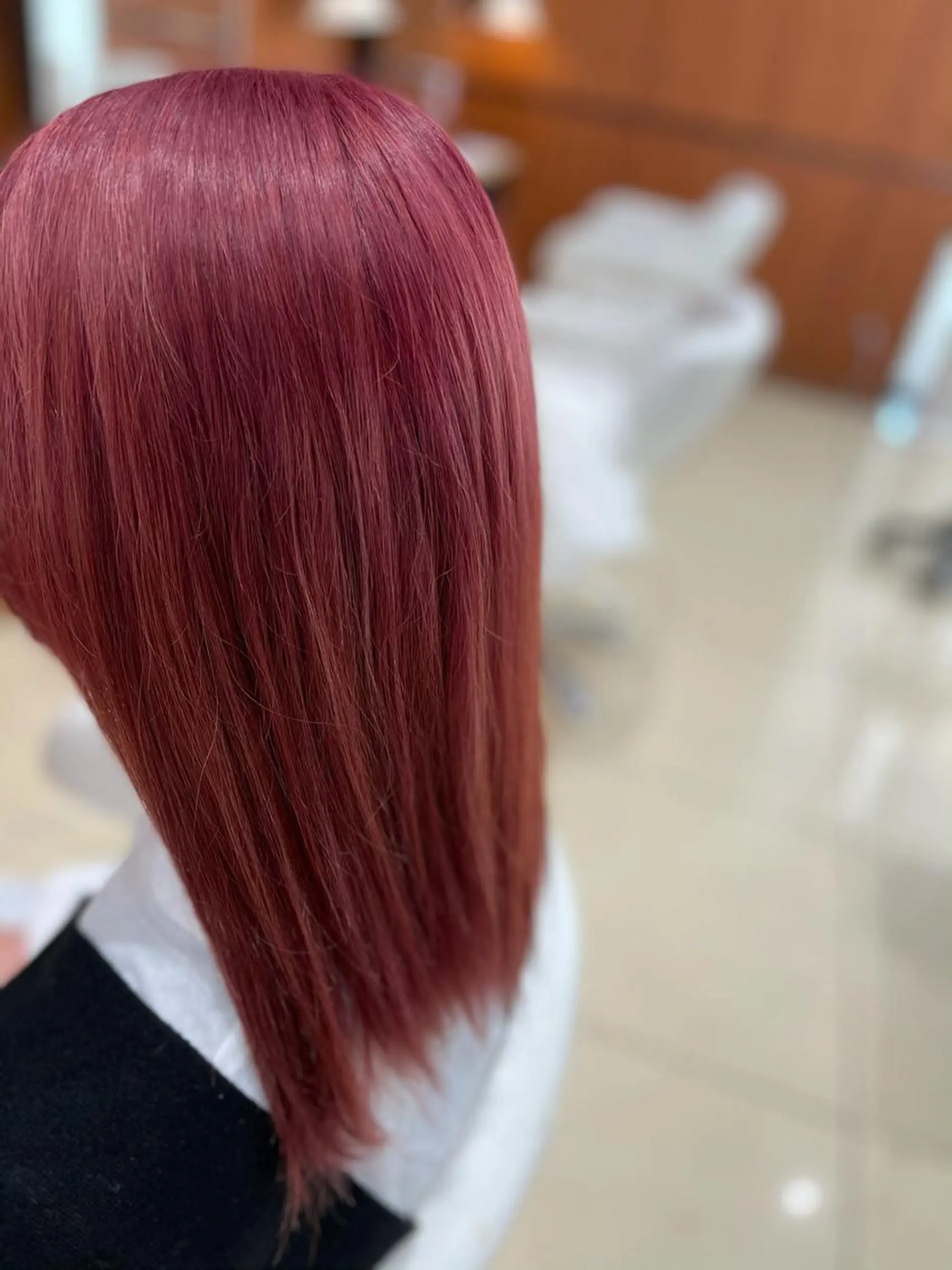 カラー 飛來 藤本のヘアスタイル