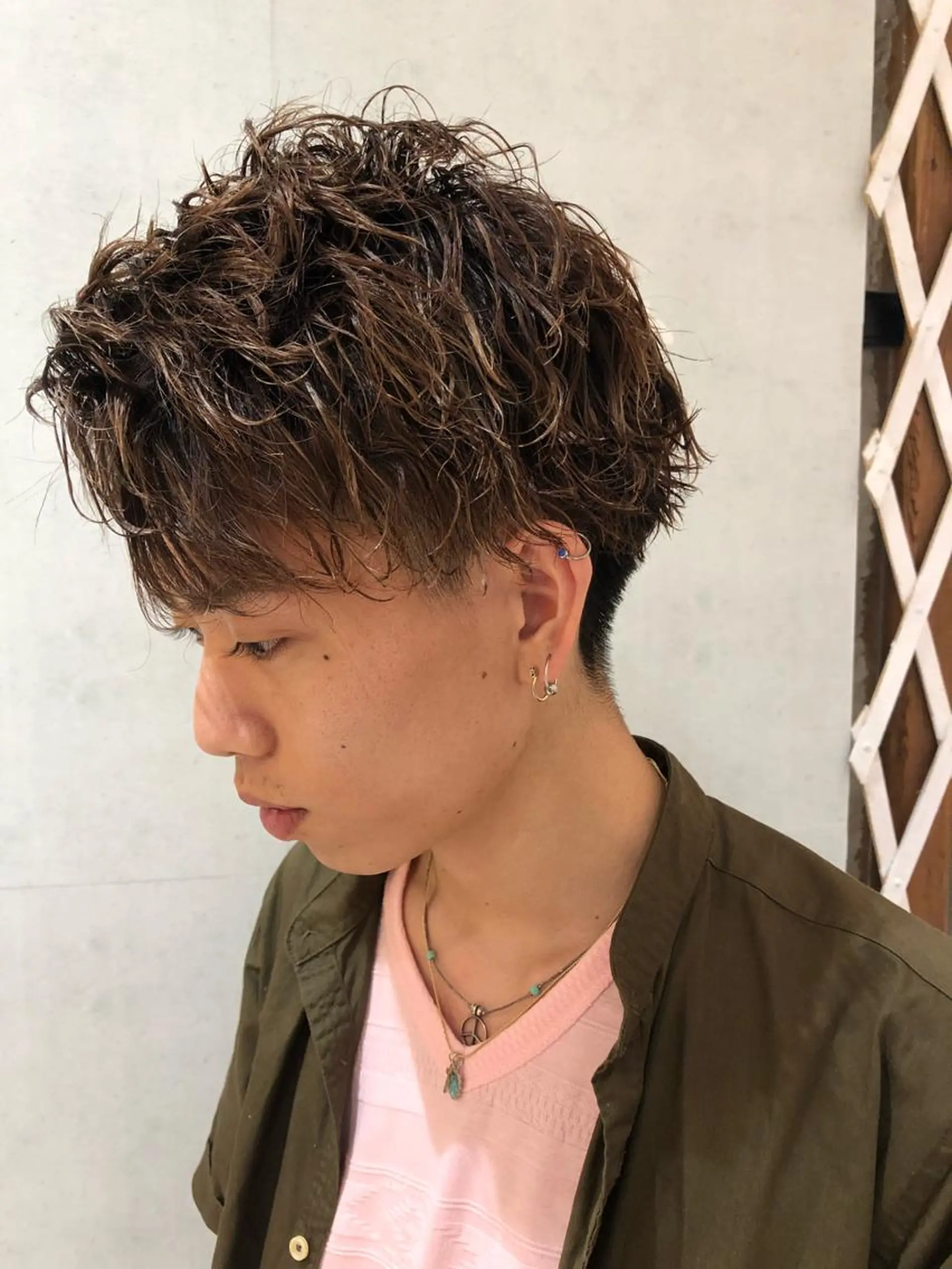 メンズ カット 岸田 梓武生のヘアスタイル