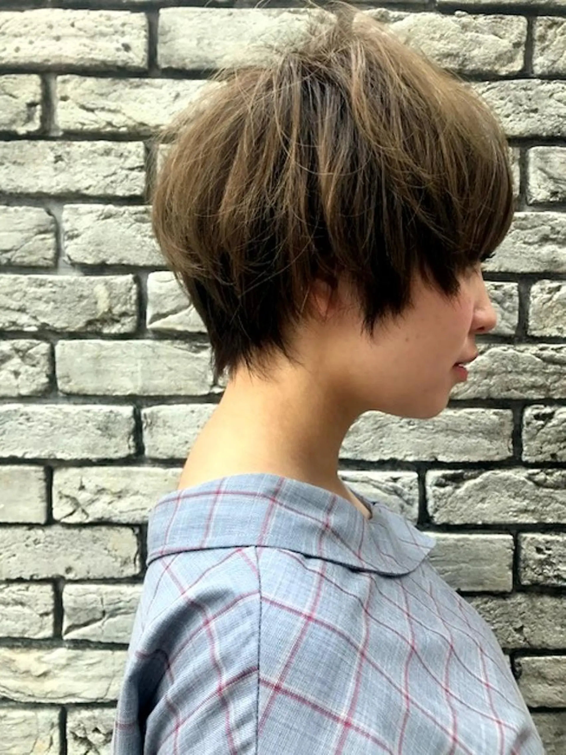ショート カラー 羽田 ひろむのヘアスタイル