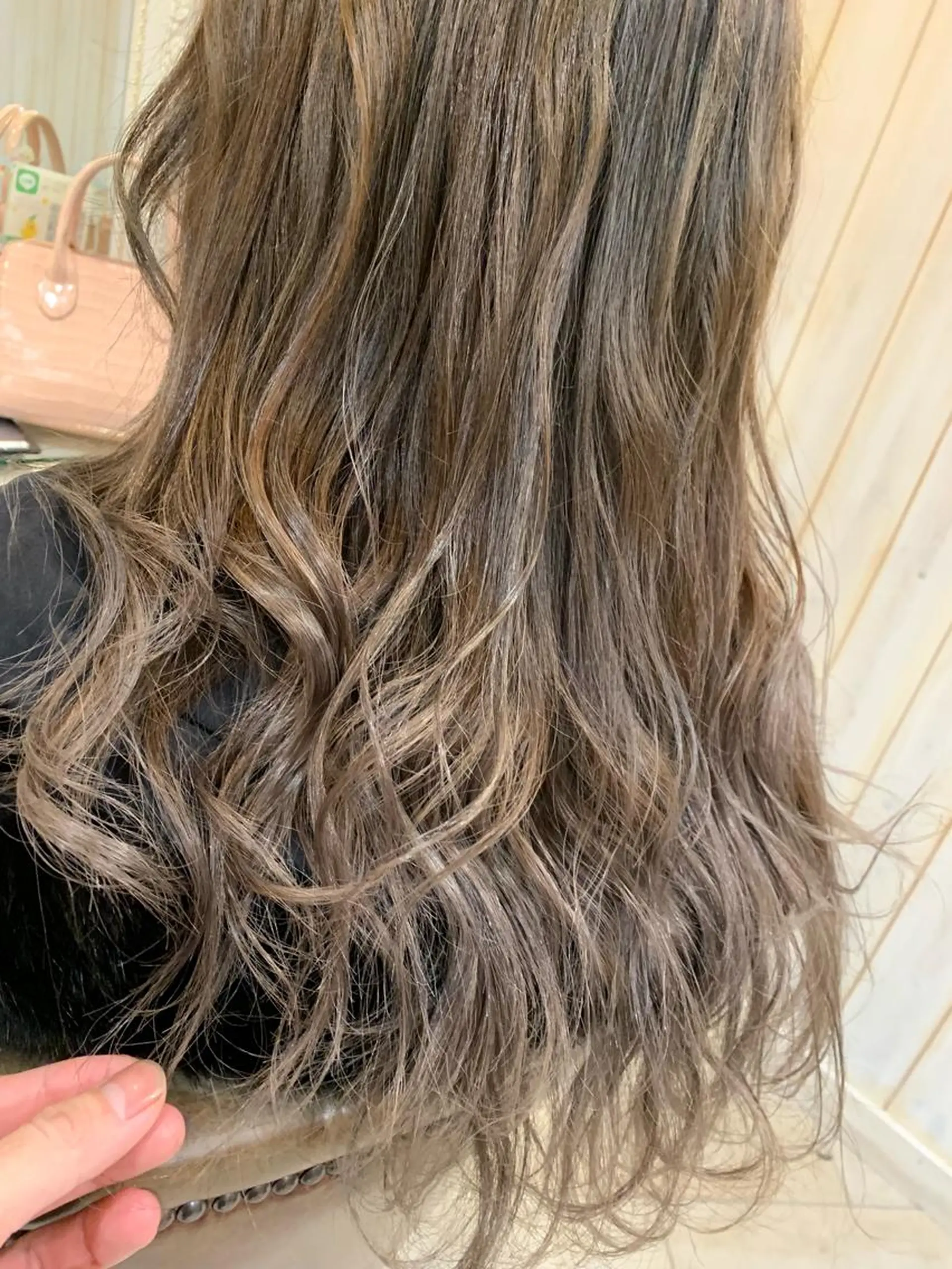 ロング カラー ヘアアレンジ ブリーチ グレージュ カット メンズパーマ特化🔥 ツイスパ/シャドウのヘアスタイル