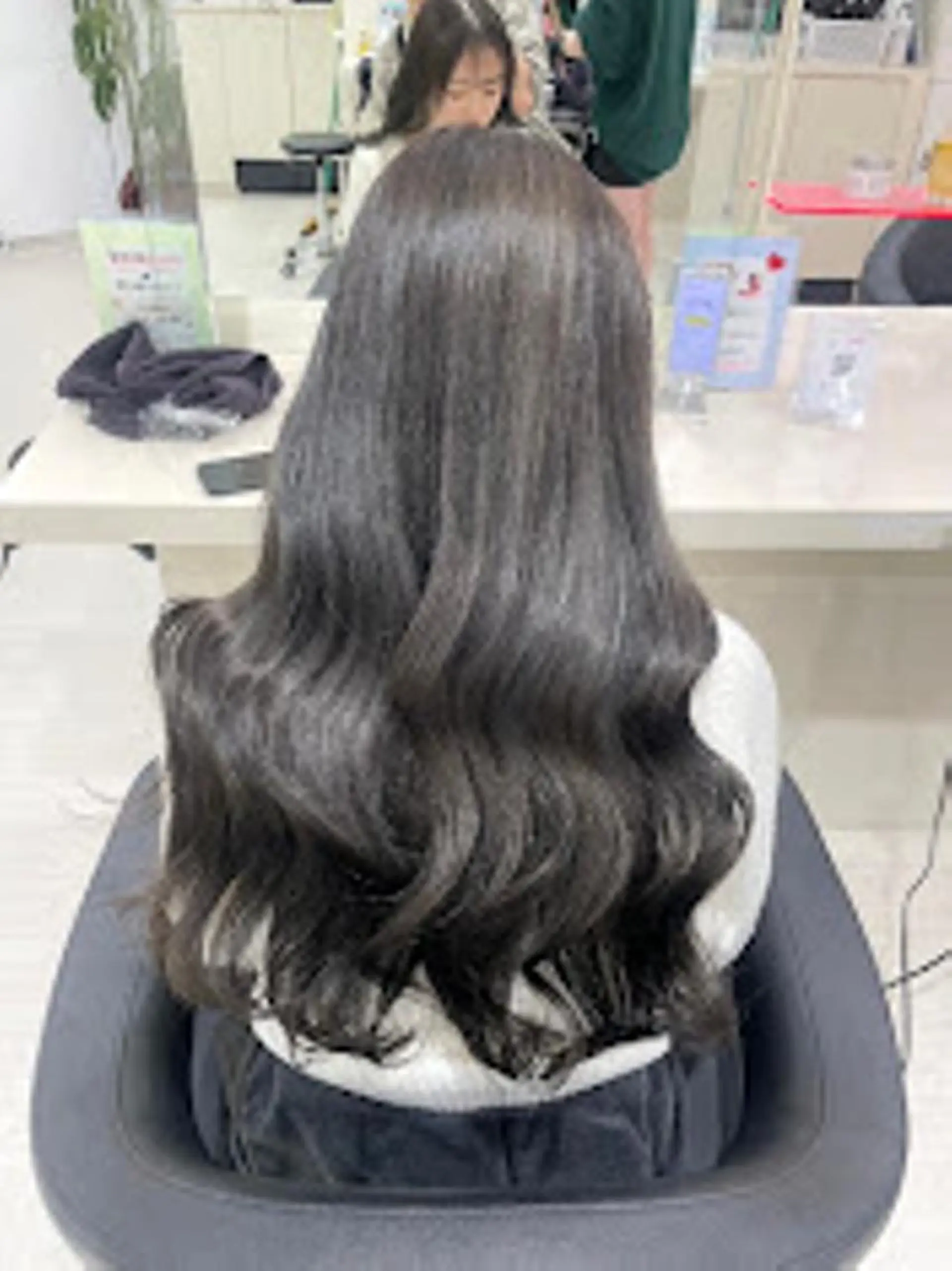 カラー 🪞THEATER 表参道店🩰のヘアスタイル