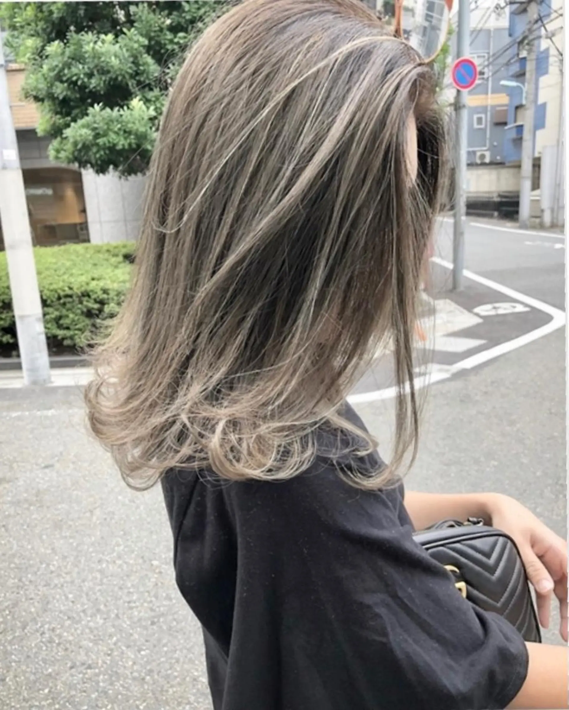 セミロング カラー グレージュ ハイライトカラー ハイライト カット ヘアカラー トリートメント ヘッドスパ 韓国風×透明感カラー 髪質改善オタベシンヤのヘアスタイル