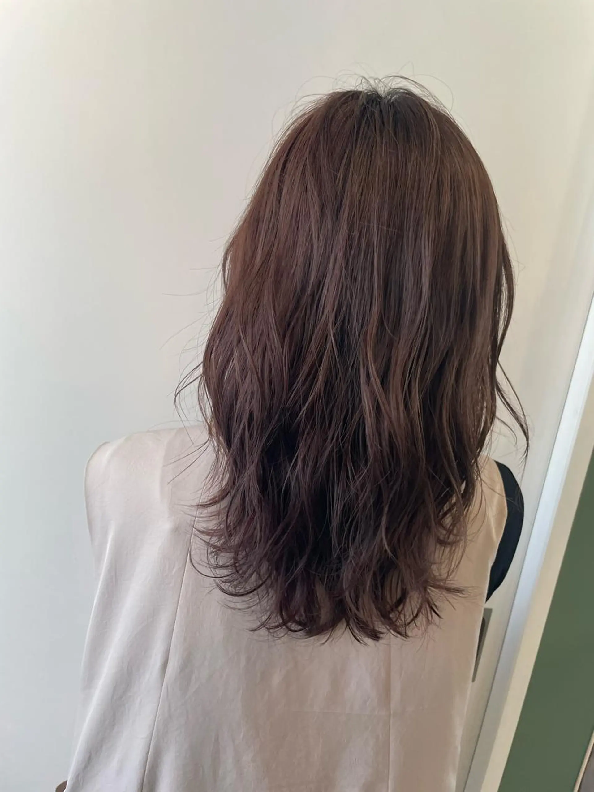カラー ブラウンカラー ピンクカラー ヘアカラー オノ アカネのヘアスタイル