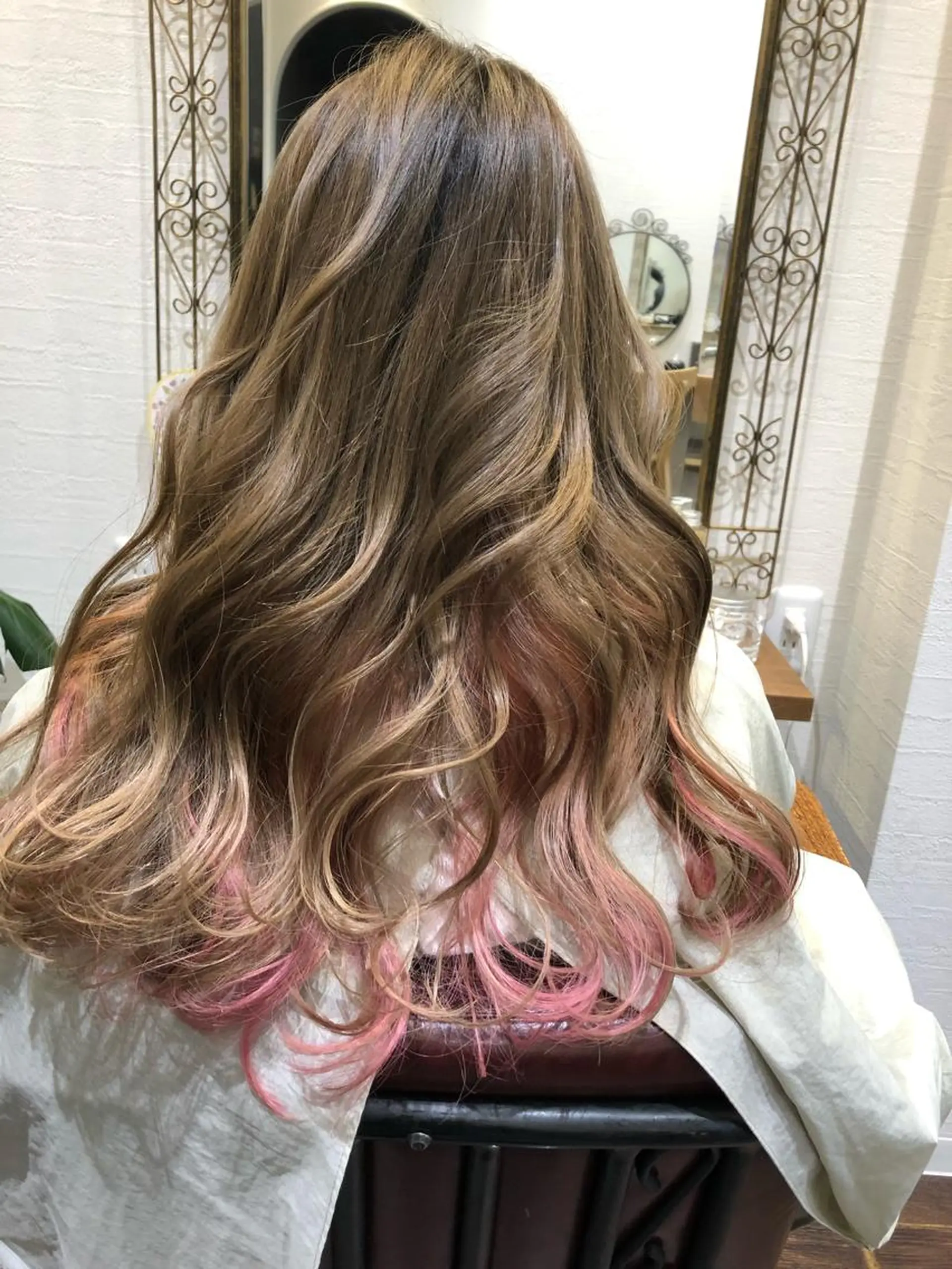 カラー インナーカラー 皆巳 達郎のヘアスタイル