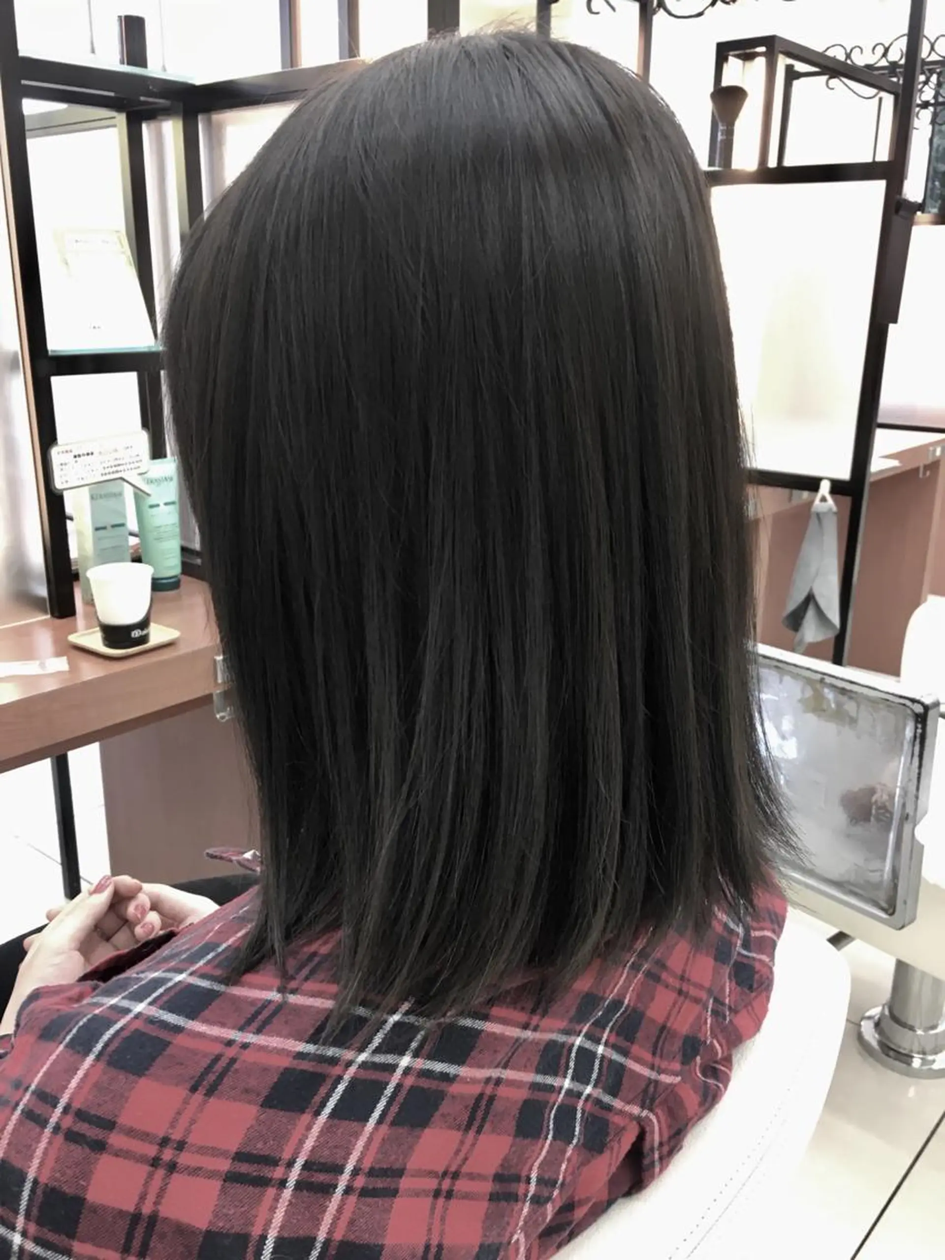 カラー 透明感カラー カット ヘアカラー トリートメント N° jillva ♦️川端裕司♦️のヘアスタイル