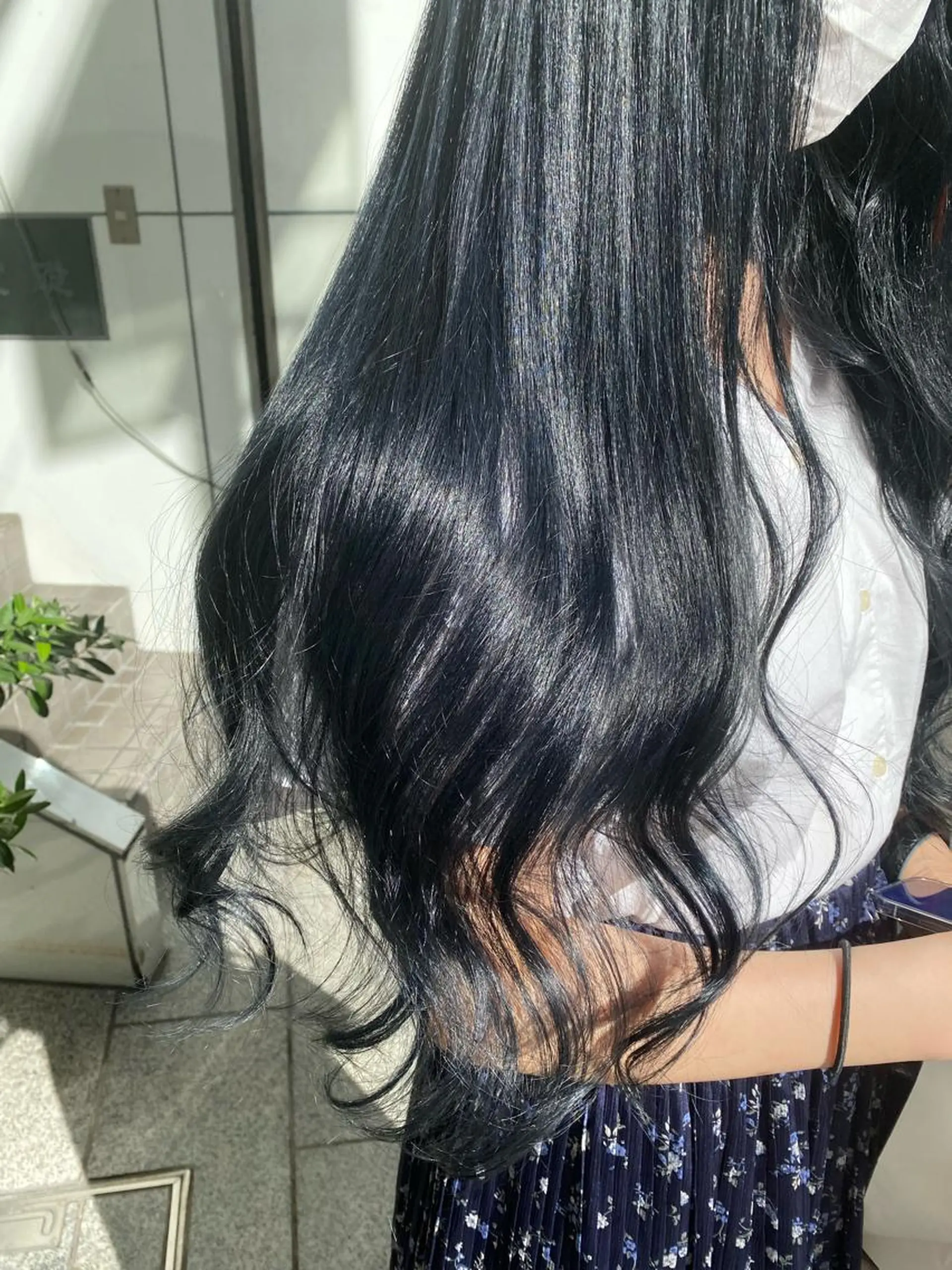 ロング カラー ヘアアレンジ マツエク・マツパ ブリーチ ブルーカラー ブルージュ ケアブリーチ ダブルカラー 透明感カラー🫧ヘア セット🫧松本菜月の眉毛・アイブロウイメージ