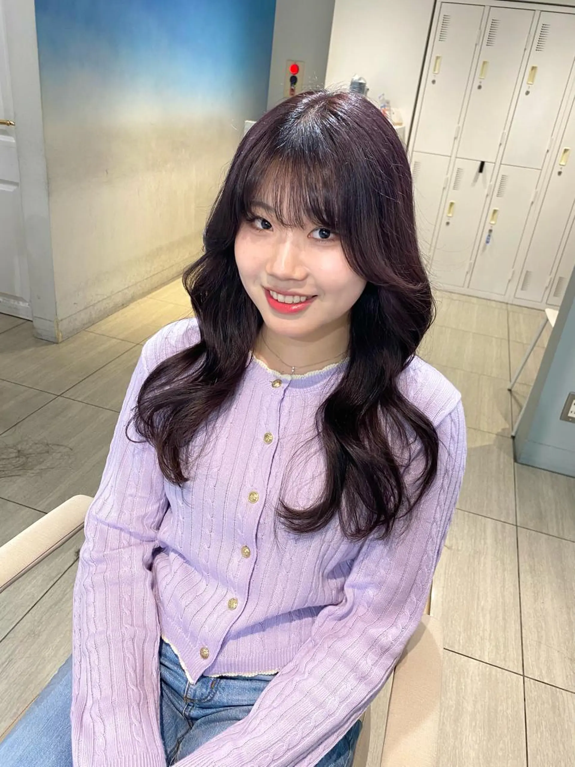 セミロング カラー アッシュ ベージュカラー 黒髪 ブリーチ ブルーカラー カット ヘアカラー トリートメント 韓国風レイヤーカット 💎髪質改善"yuiのヘアスタイル