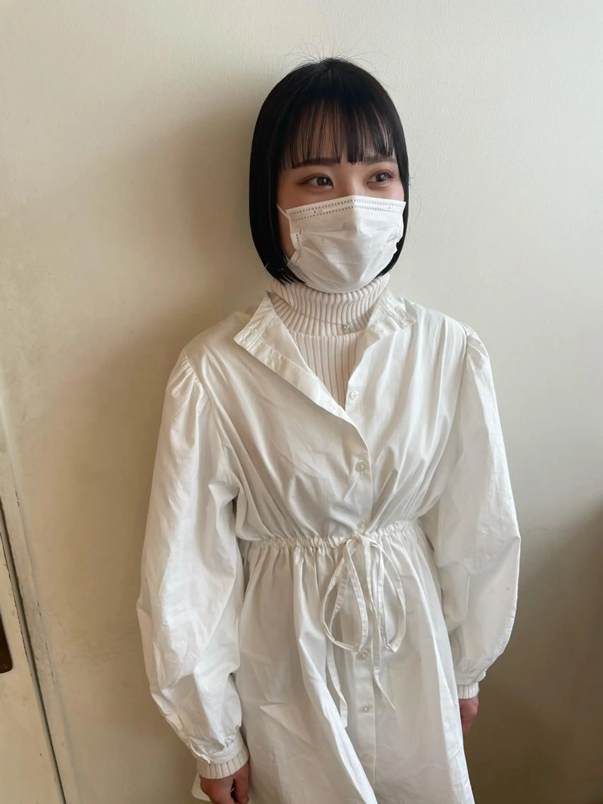 ショート カラー MIOベージュカラー 柔らかいカラーのヘアスタイル