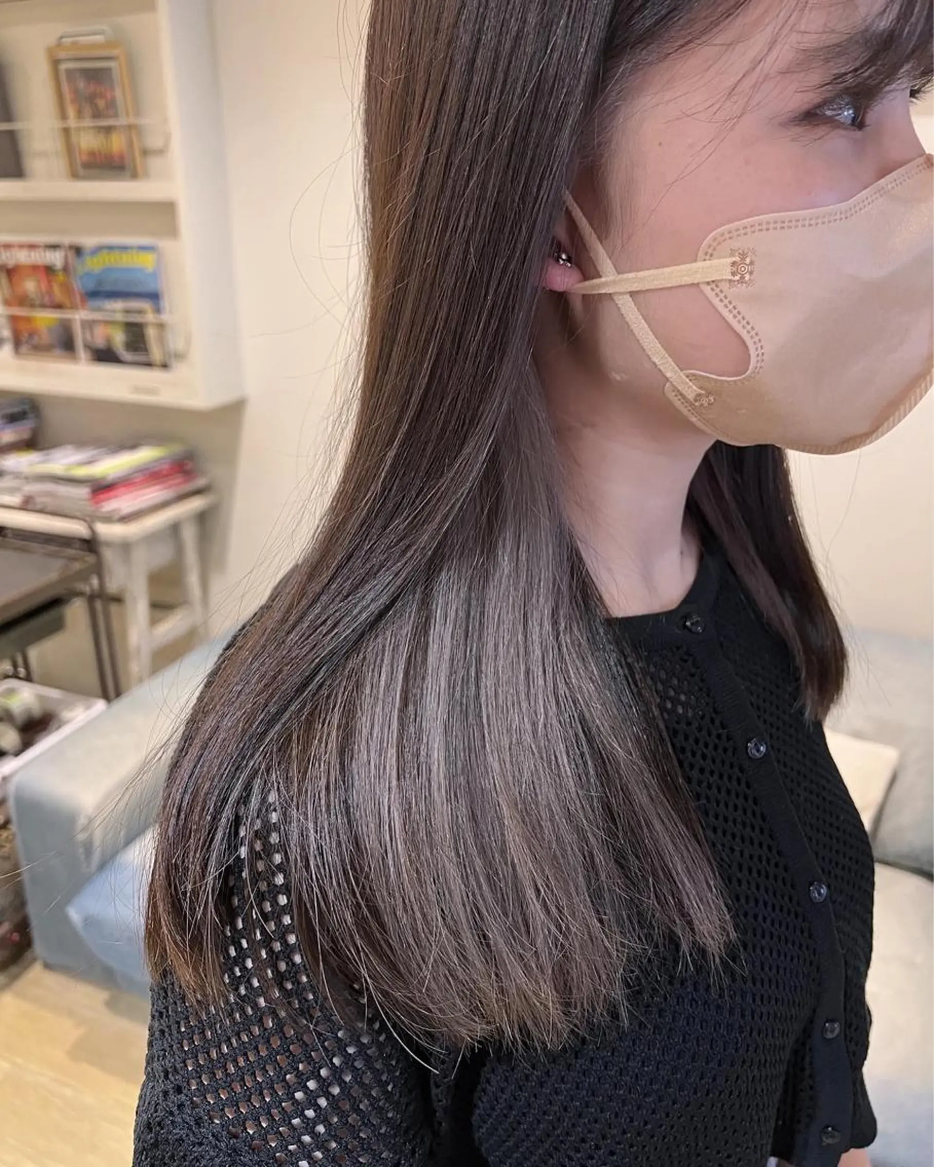 セミロング カット ヘアカラー 渋谷ハイトーン/ デザインカラー阿部のヘアスタイル