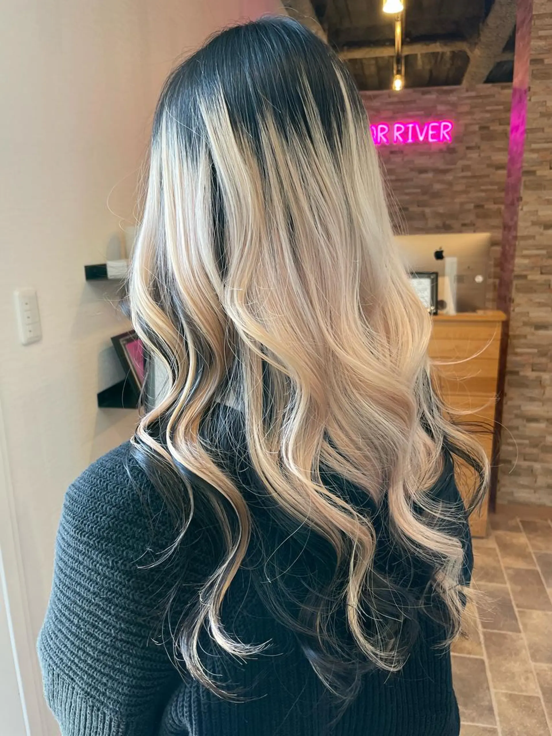 ロング SALOWIN心斎橋Suite店所属・【髪質改善の専門店】 🫧鷹司郎のヘアスタイル