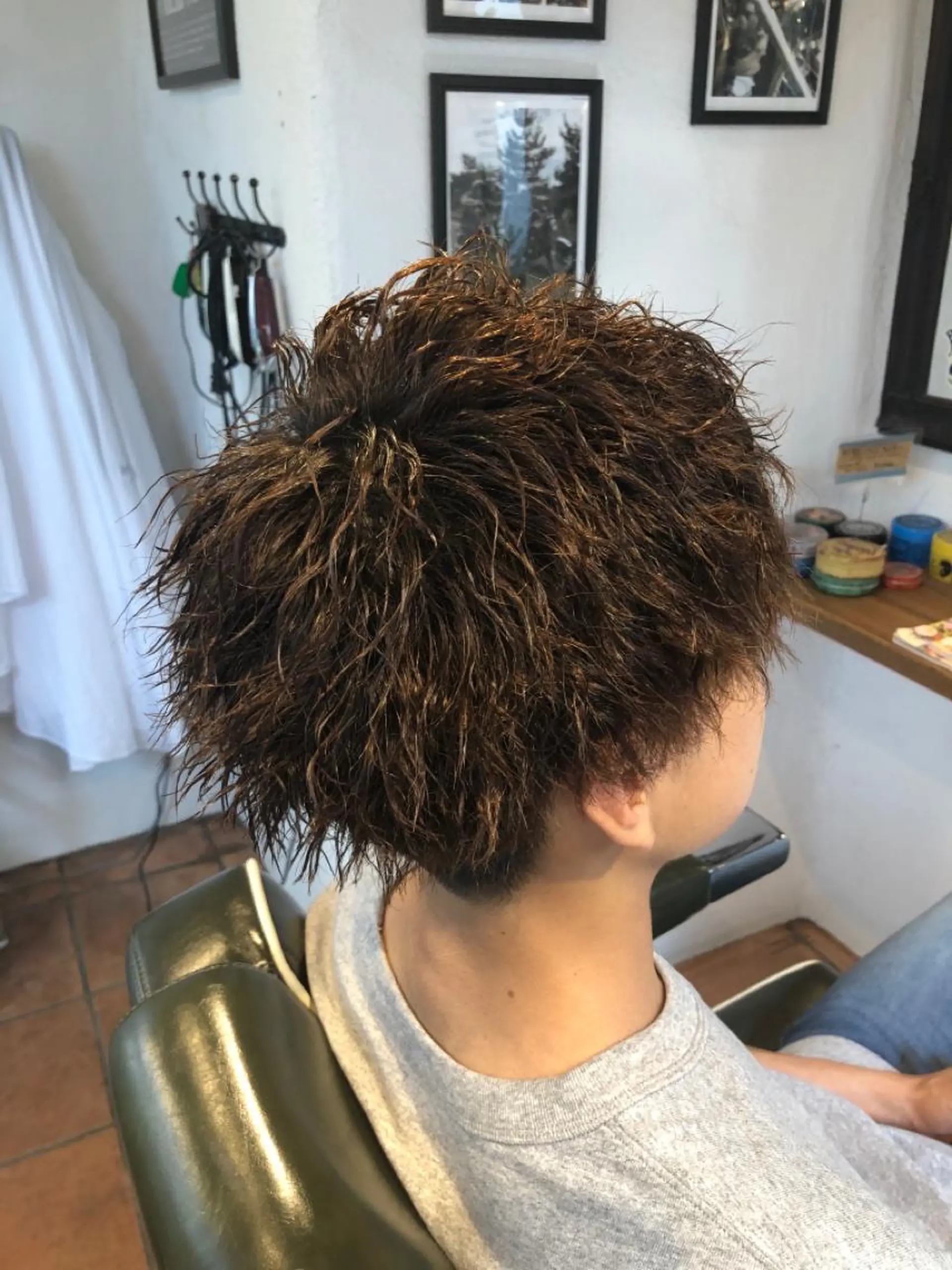 ショート パーマ メンズ メンズパーマ メンズツイストパーマ ツイストパーマ カット パーマ 冨士川 英樹のヘアスタイル