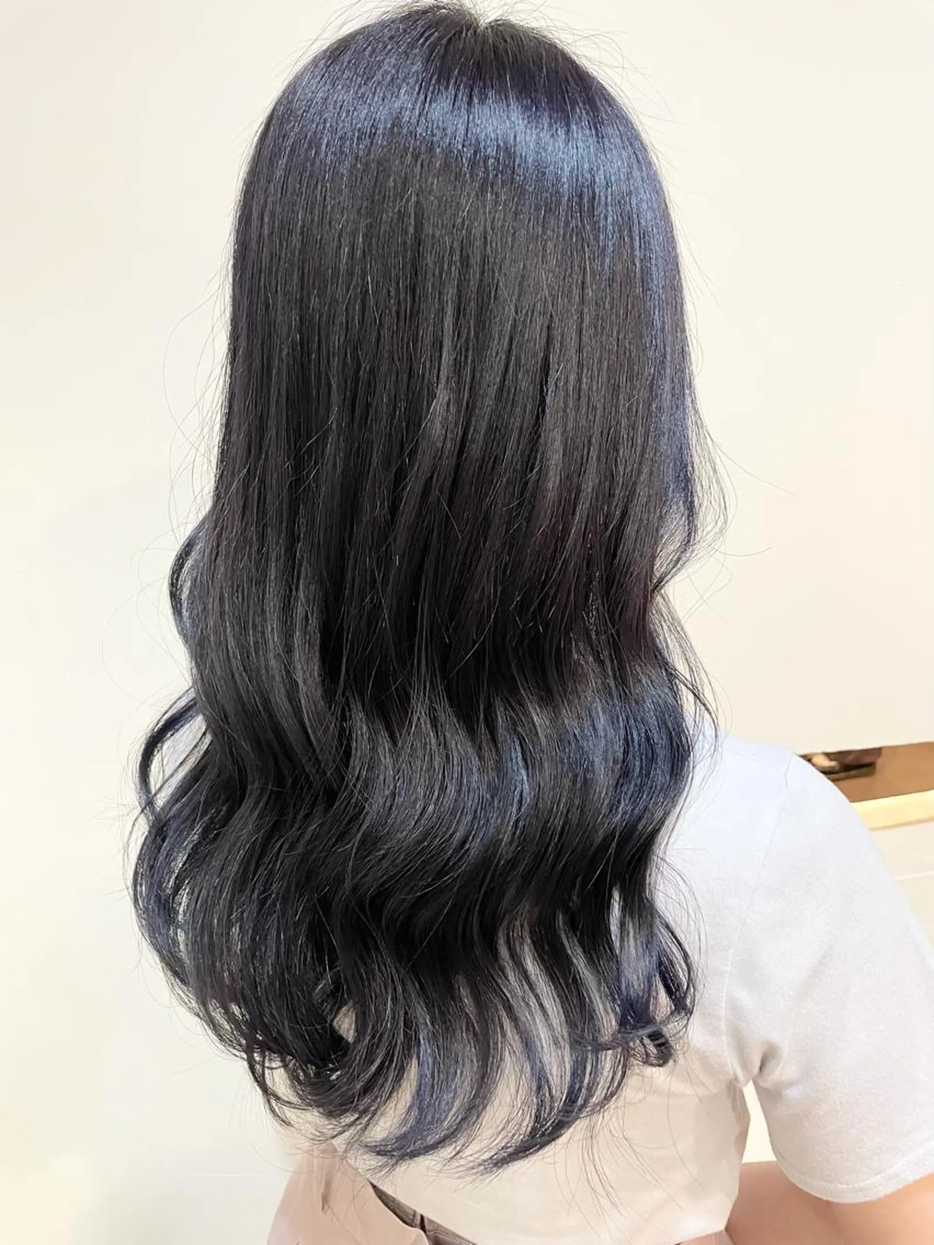 セミロング パープルカラー カット ヘアカラー トリートメント ✨美髪サラ艶トレンド 橋柿 実紀✨のヘアスタイル