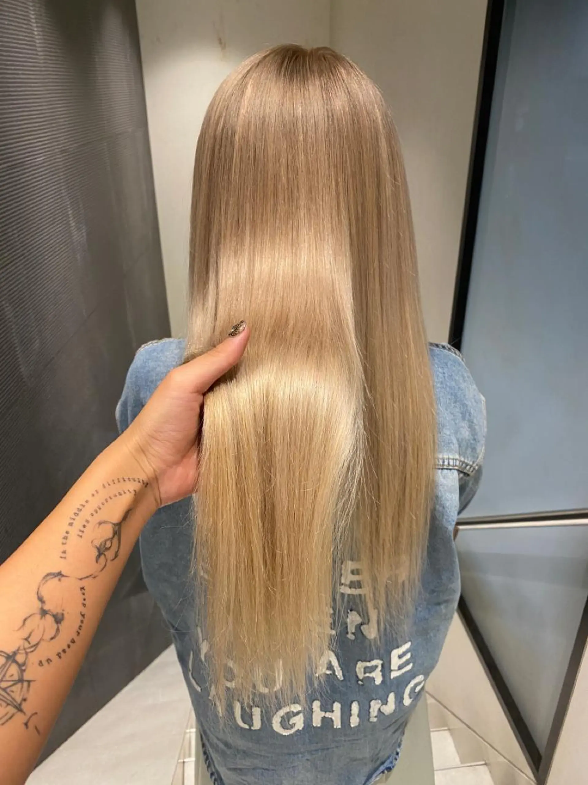 ロング Caracore なんば店所属・Caracore なんば店のヘアスタイル