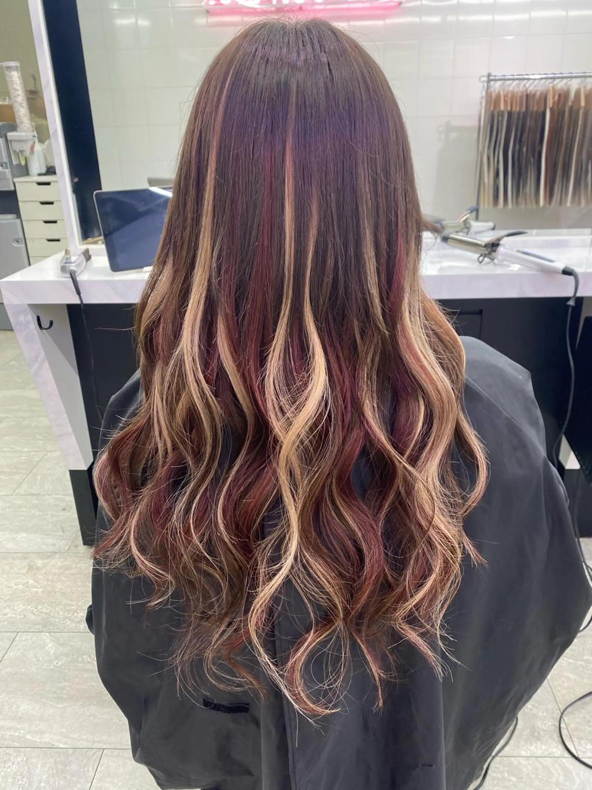 ロング プルエクステ/カラー ⭐️KIR̋Aのヘアスタイル