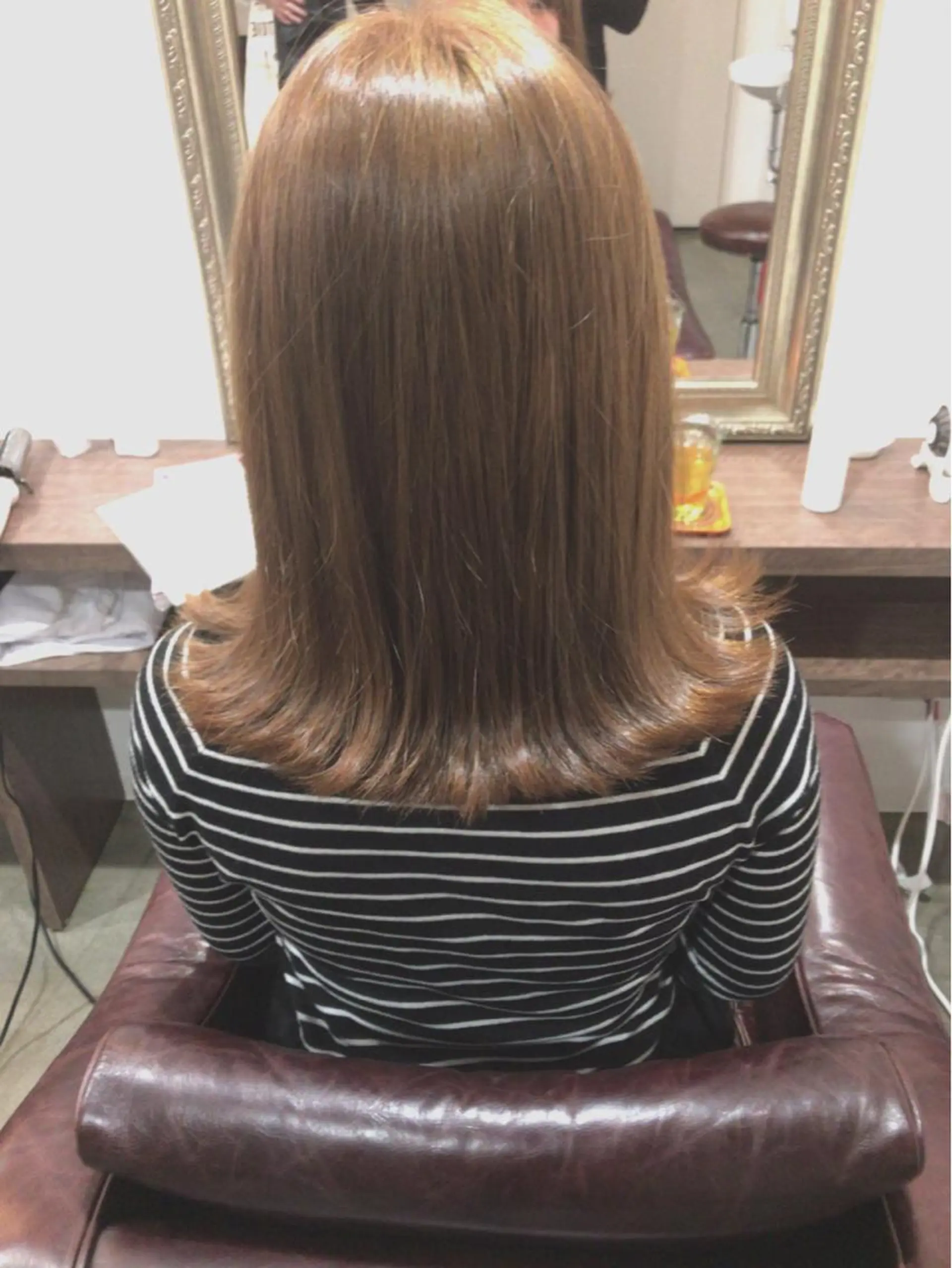 ショート カラー レイヤーカット匠 イソザキノリユキのヘアスタイル