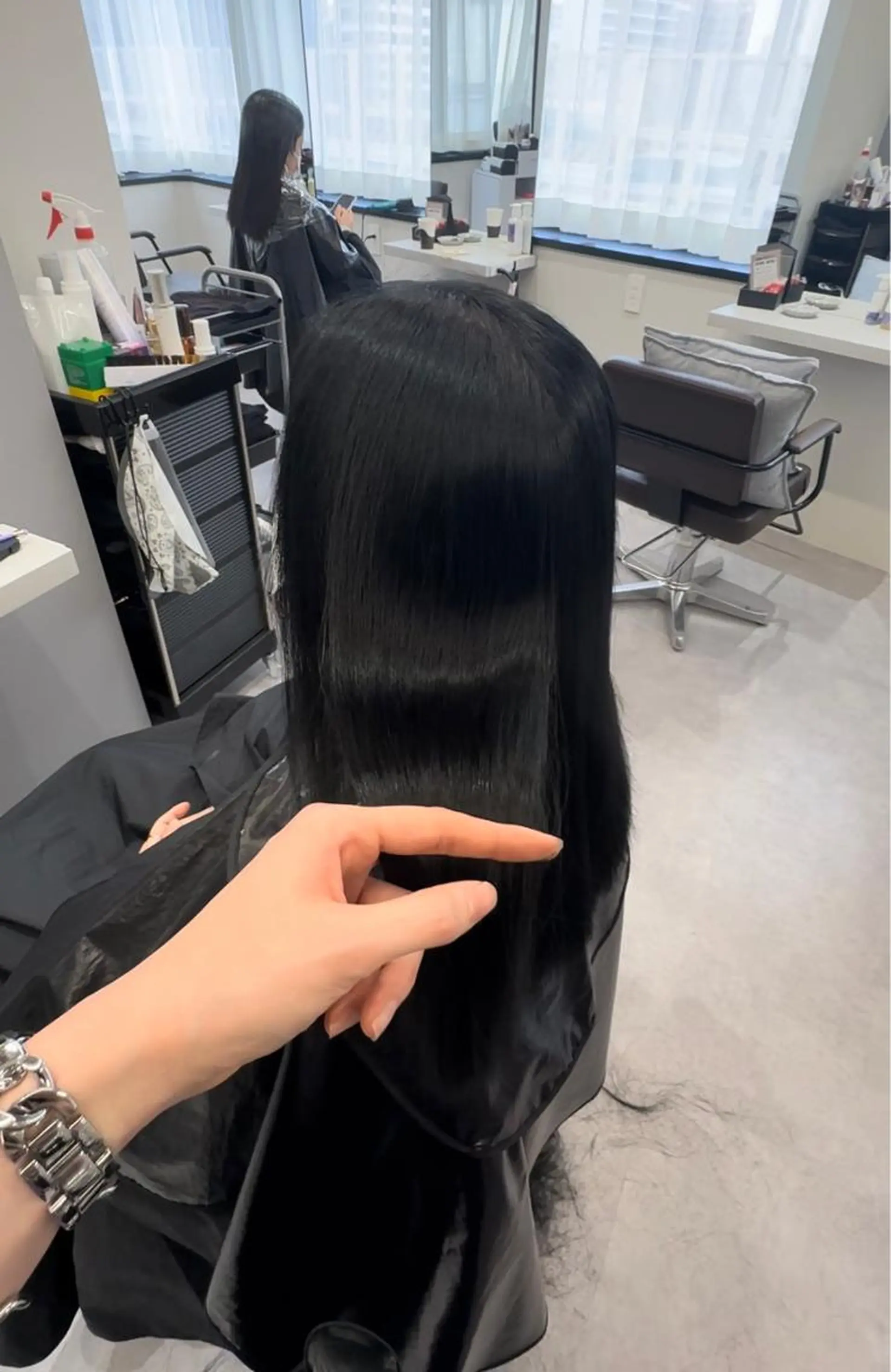 ロング カット ヘアカラー 縮毛矯正 トリートメント 韓国風✨髪質改善✨ 縮毛矯正✨松浦知奈美のヘアスタイル