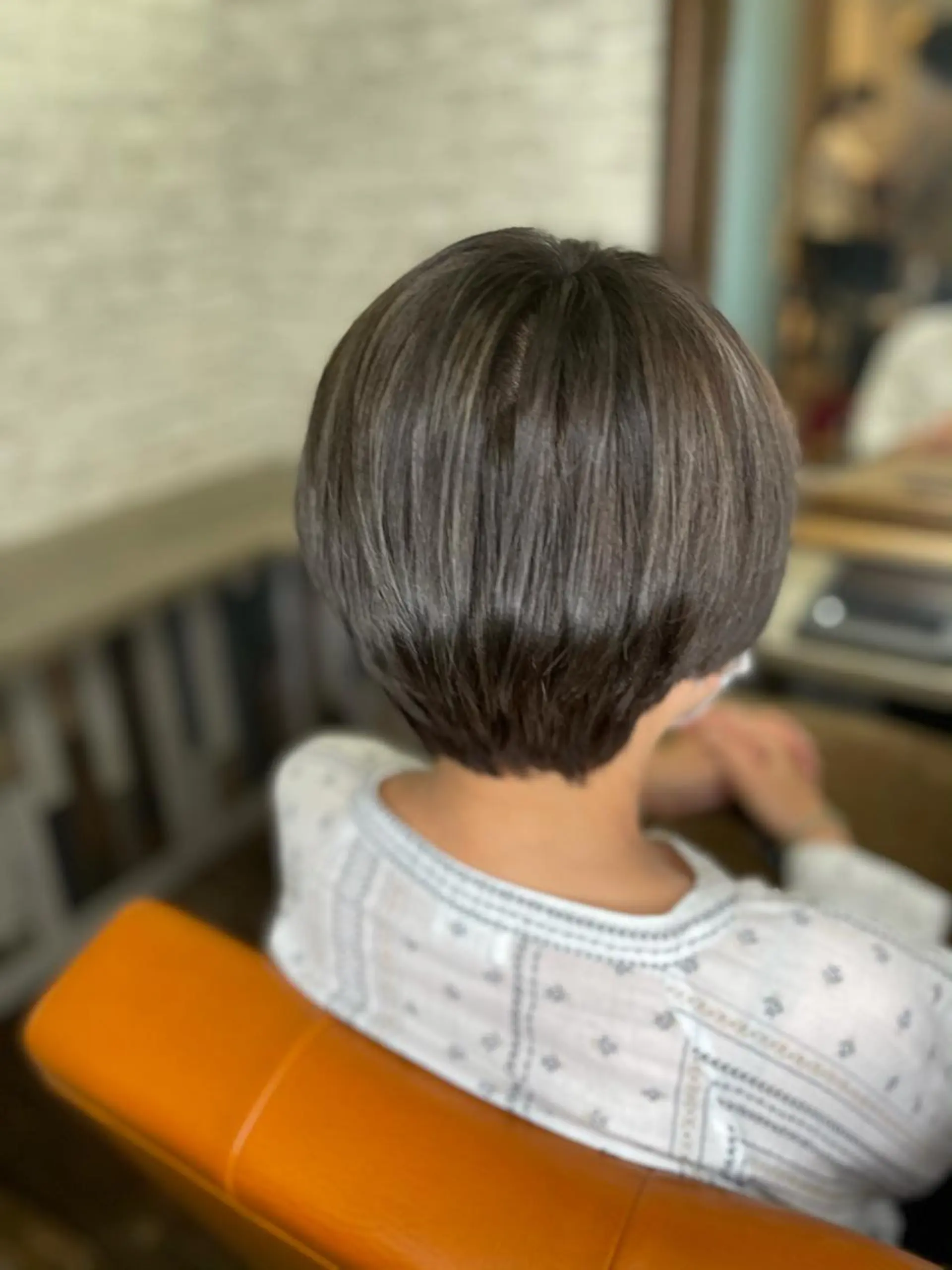ショート カラー 平田 怜のヘアスタイル