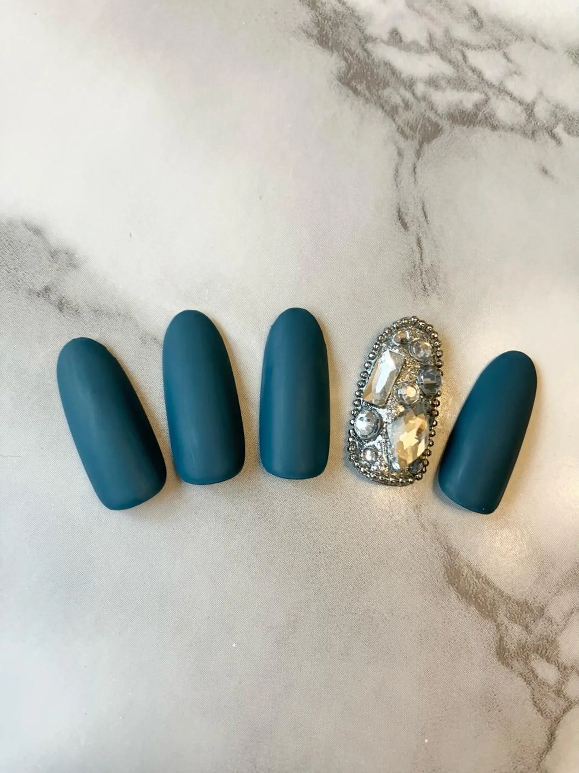 ネイル ハンドネイル ネイルサロン D-glowのネイルデザイン