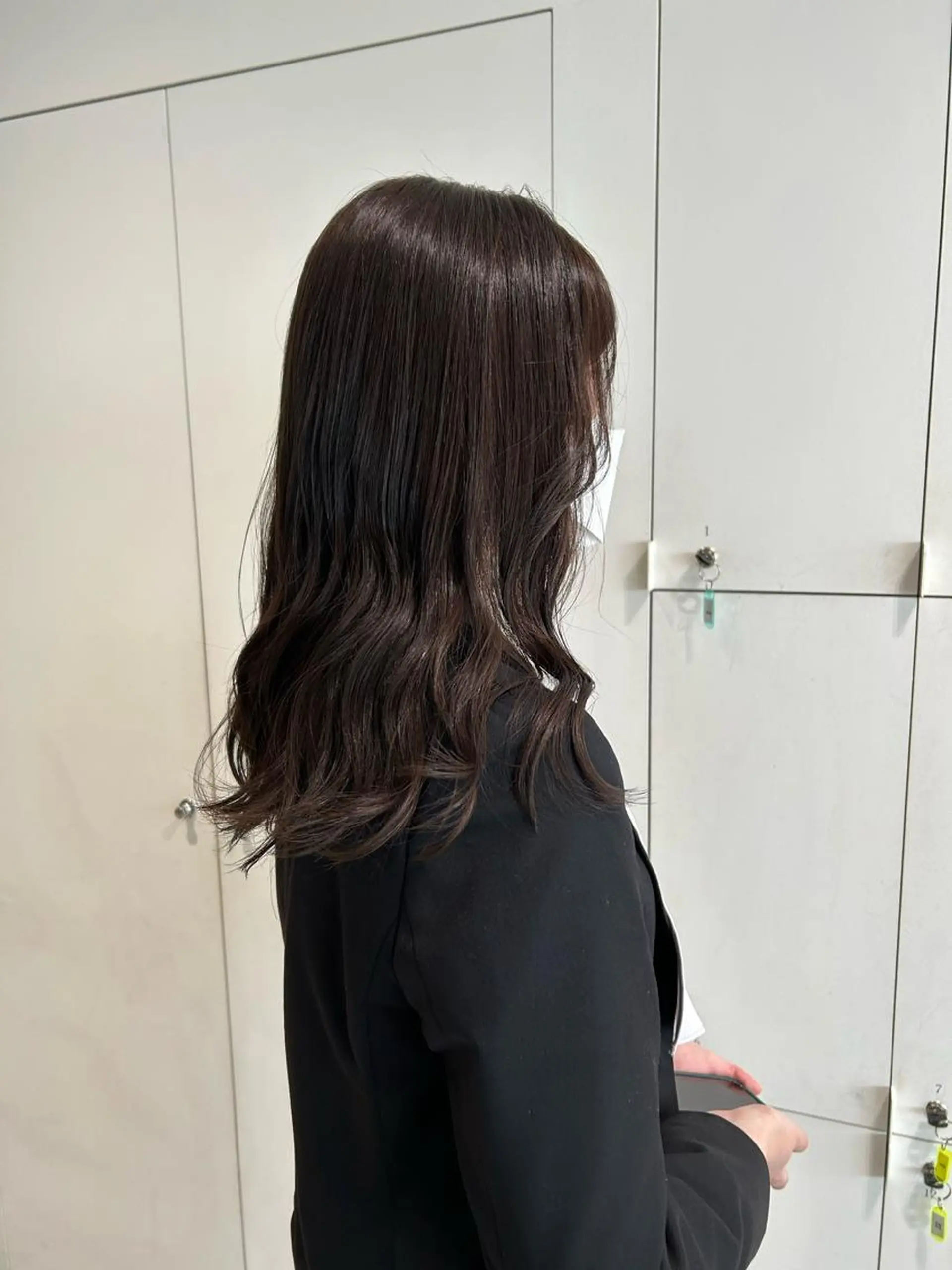 セミロング ヘアカラー 透明感カラー🫧 nanohaのヘアスタイル