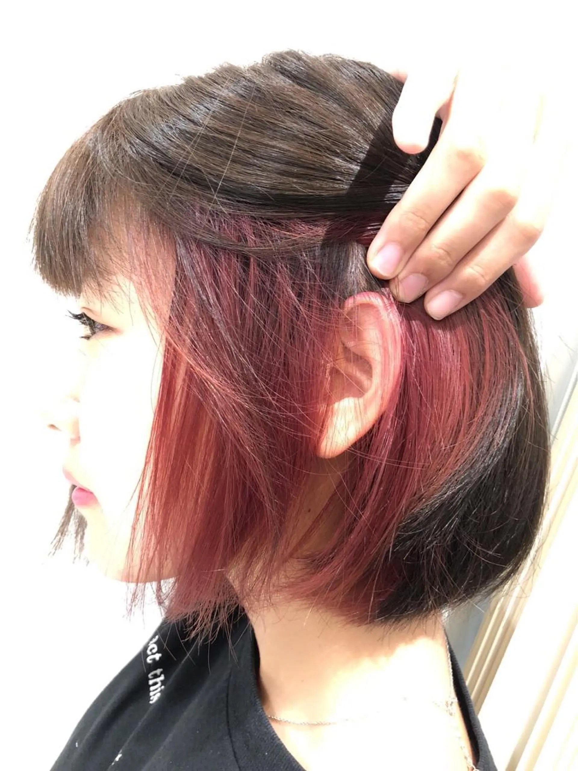 カラー ブリーチ ピンクカラー 船戸 靖子のヘアスタイル