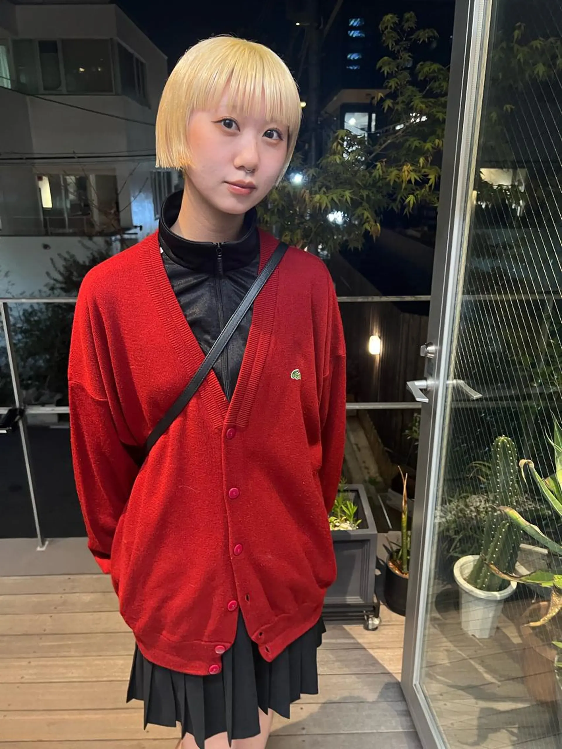 ショート カラー ブリーチ 抜きっぱなしブロンド カット ヘアカラー トリートメント sakoda shunkiのヘアスタイル