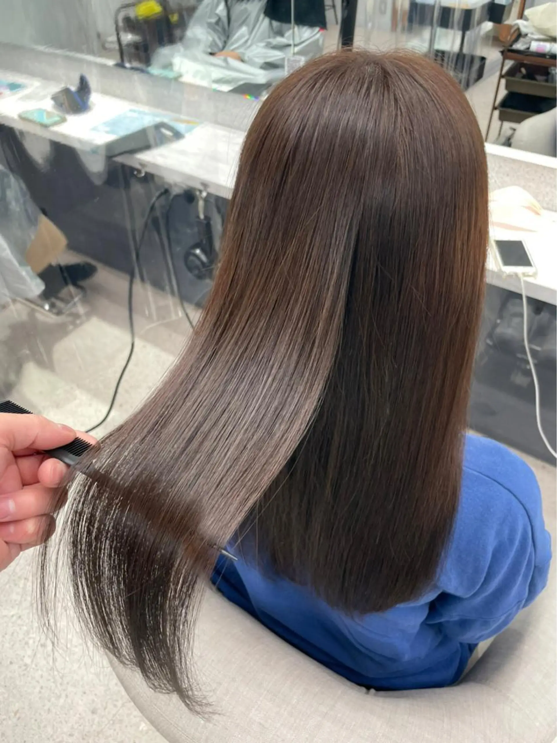 セミロング 🖤🤍石川 アイリ🤍🖤のヘアスタイル