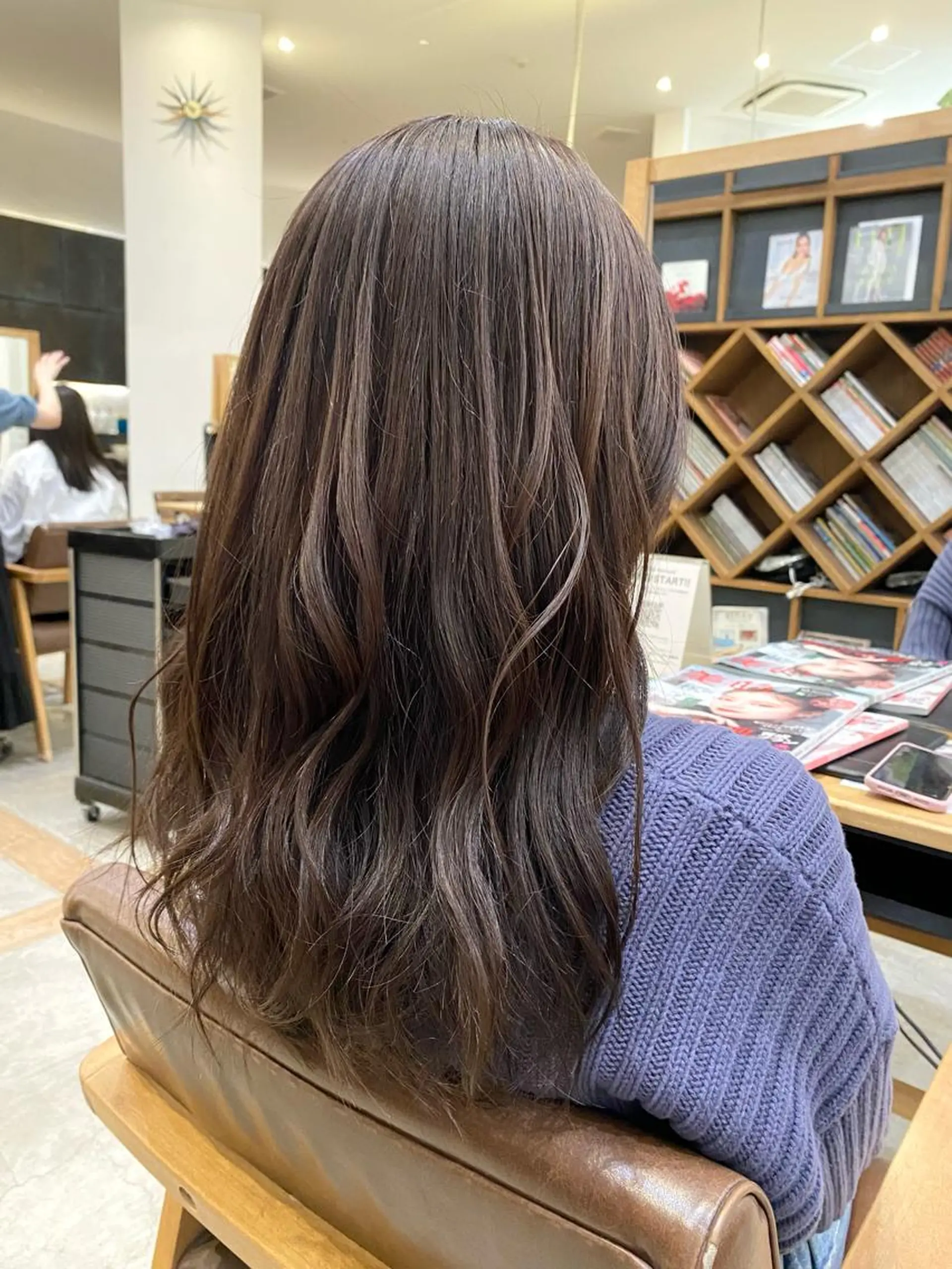 ロング カラー グレージュ ラベンダーカラー ラベンダーグレージュ ラベンダーグレー カット ヘアカラー 🍀本格ヘッドスパ 👑髪質改善🍀英司のヘアスタイル