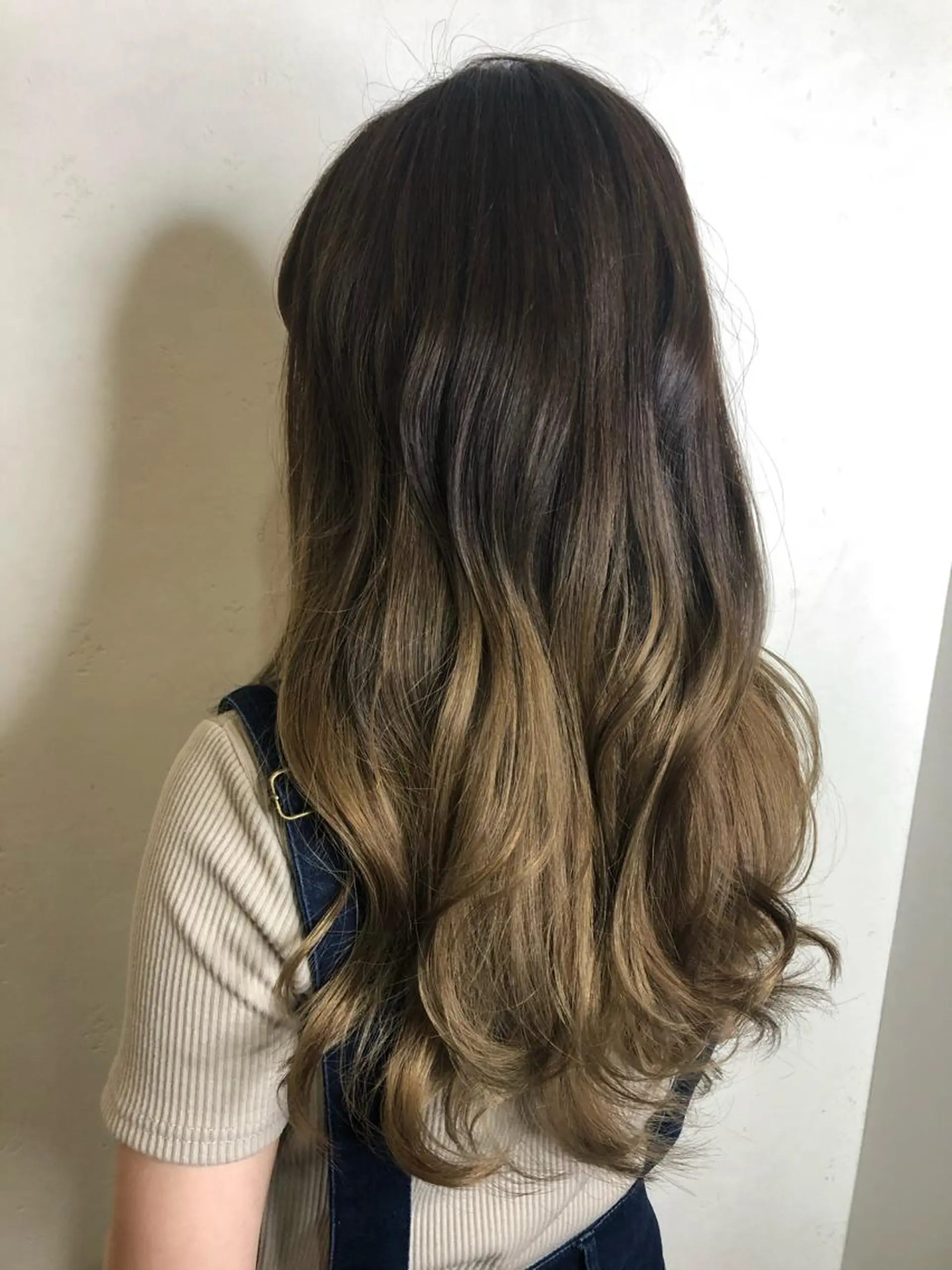 ロング HEARTS和田 ひかりのヘアスタイル