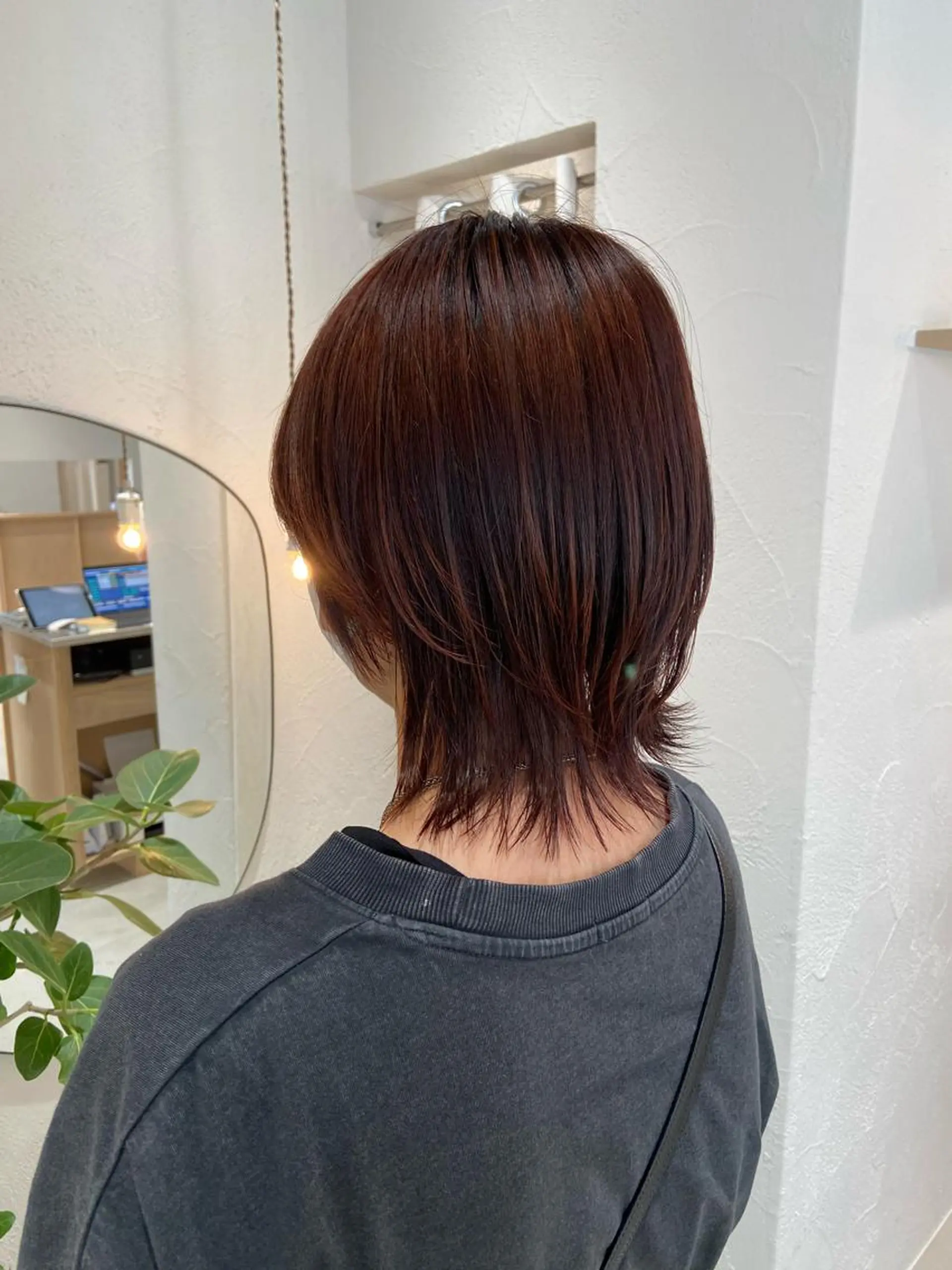 ミディアム 石川 瑠琉のヘアスタイル